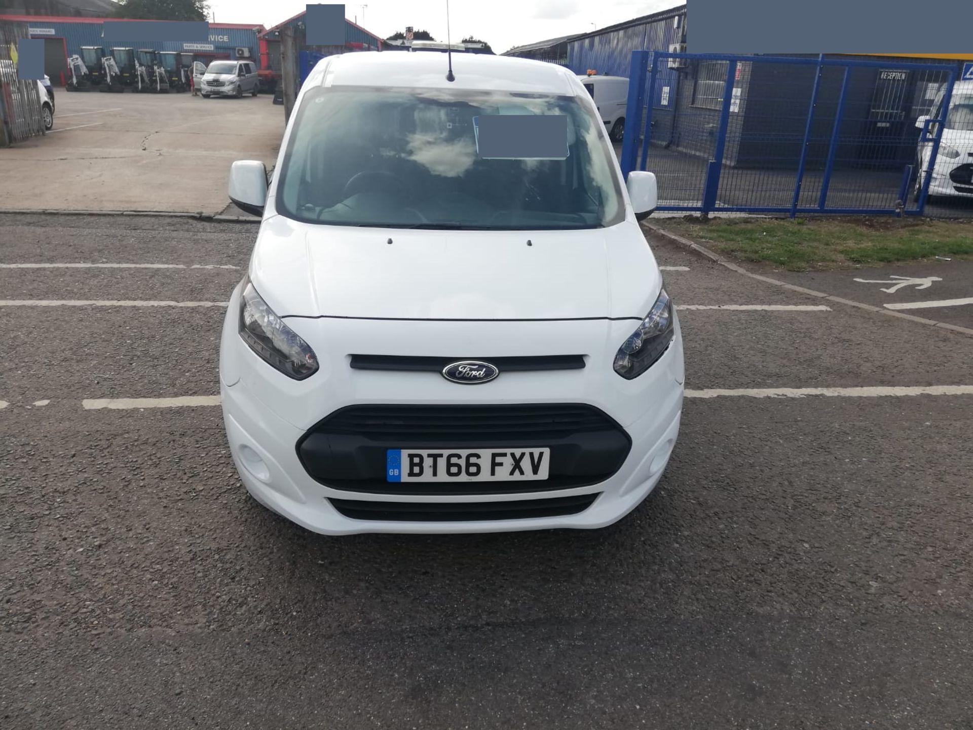 2016/66 FORD TRANSIT CONNECT 200 ECONETIC WHITE PANEL VAN - 124K MILES - EURO 6 - AIR CON *PLUS VAT* - Image 2 of 10