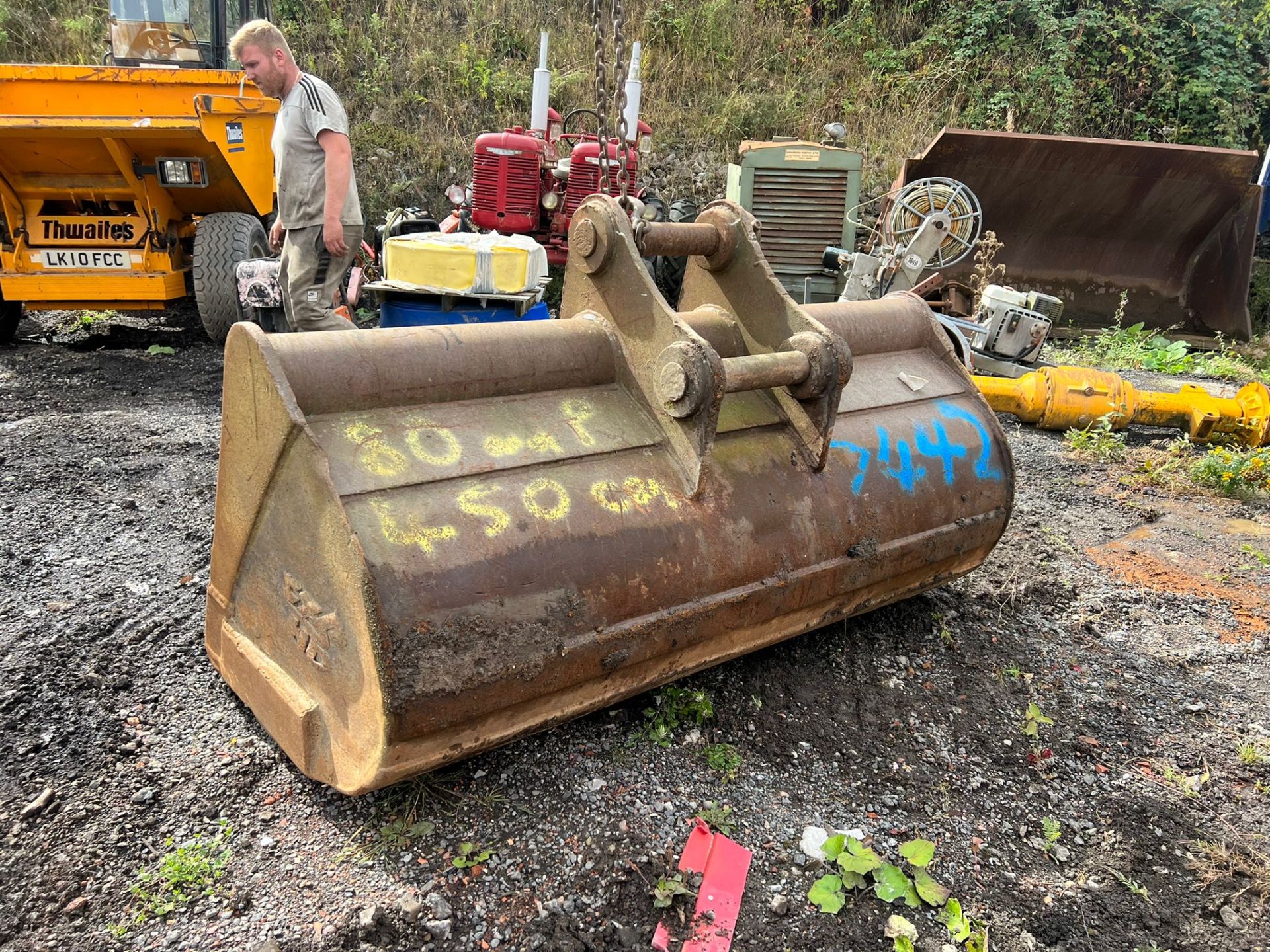 21 TON DIGGER BUCKET *PLUS VAT* - Image 8 of 8