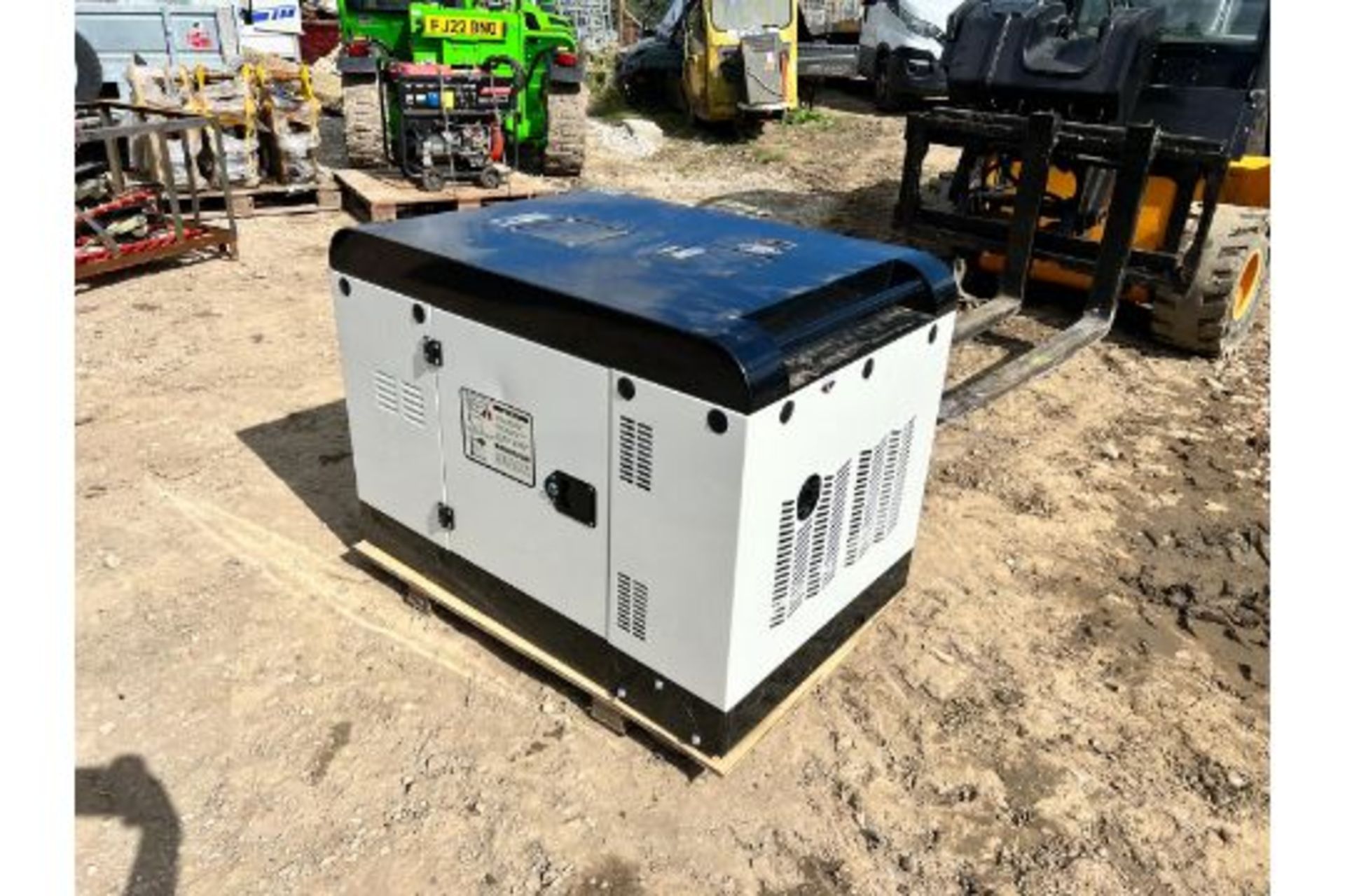 New And Unused DG12000SE3 Diesel Generator *PLUS VAT* - Image 5 of 13