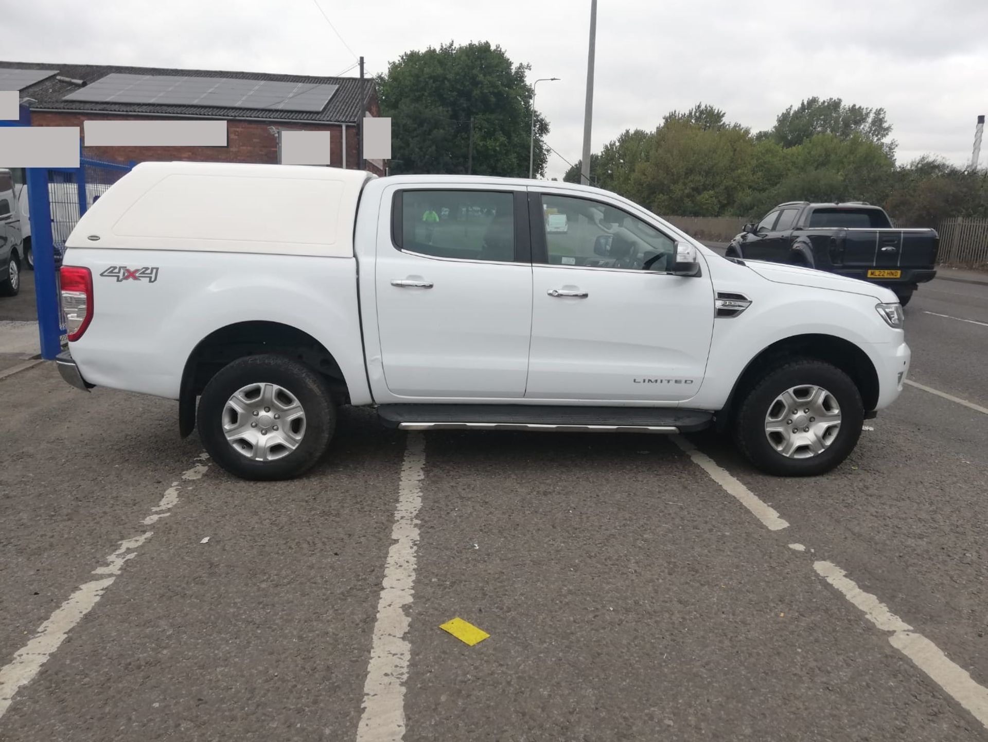 2017/67 FORD RANGER LIMITED 4X4 TDCI WHITE PICK UP Euro 6 - Alloy wheels - leather seats *PLUS VAT* - Image 7 of 11