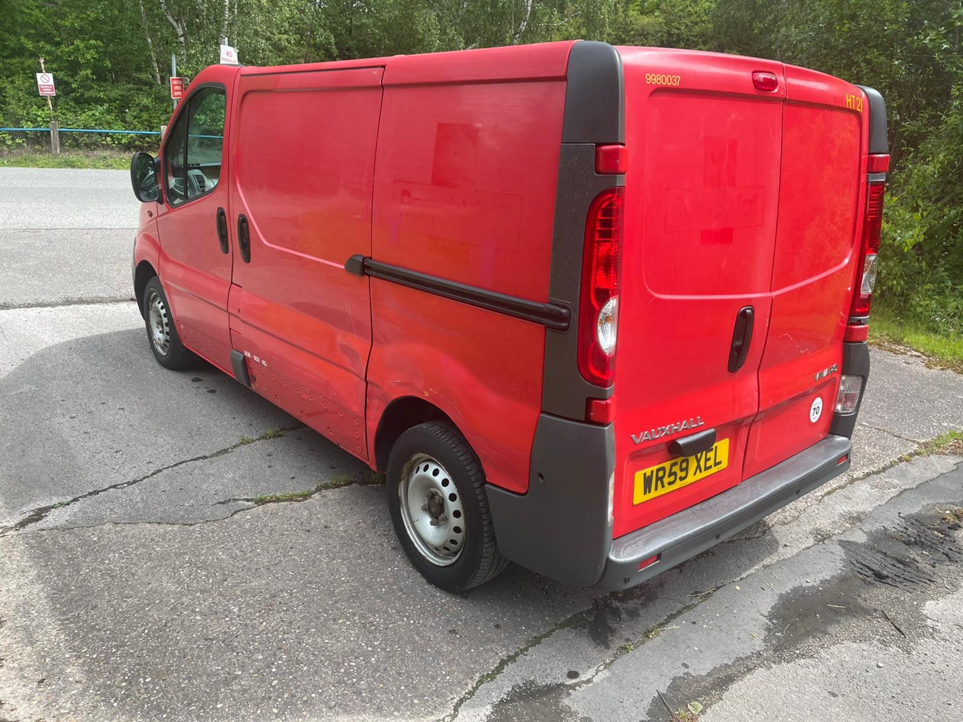 2009/59 VAUXHALL VIVARO 2700 CDTI SWB RED PANEL VAN, 2 KEYS *NO VAT* - Image 5 of 6