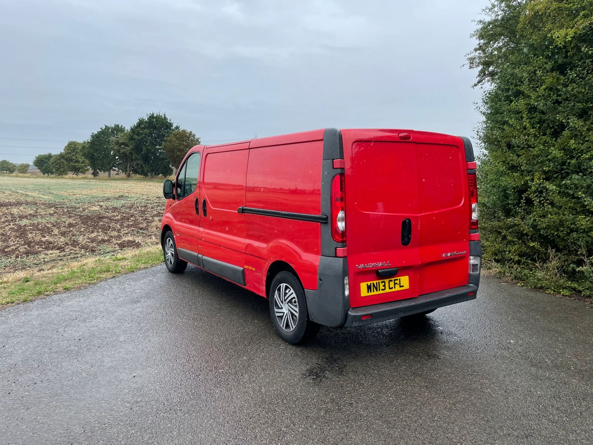 2013 VAUXHALL VIVARO 2900 ECOFLEX CDTI LWB RED PANEL VAN *PLUS VAT* - Image 6 of 6