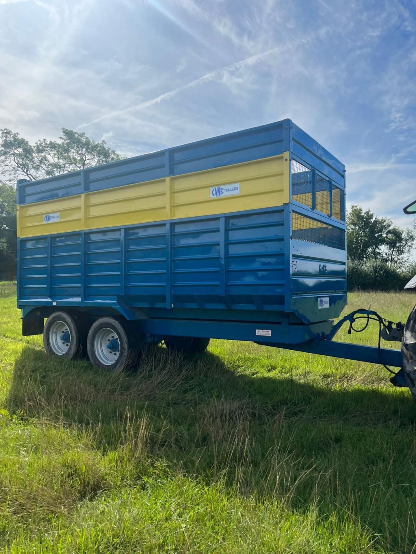 KANE 14 TON TWIN AXLE SILAGE TRAILER *PLUS VAT* - Image 3 of 10