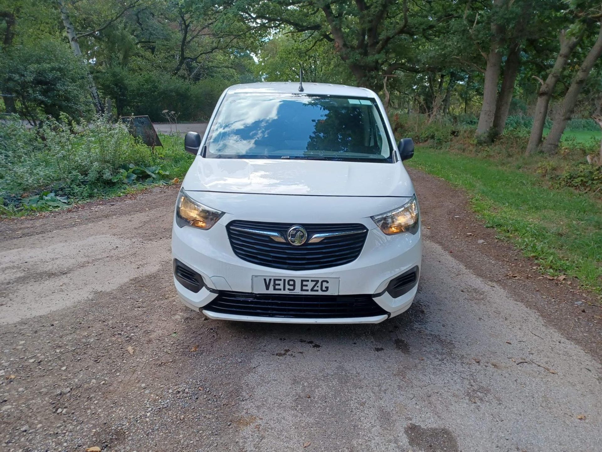 2019/19 VAUXHALL COMBO 2000 SPORTIVE S/S WHITE PANEL VAN - 3 SEATS - EURO 6 - SAT NAV *PLUS VAT* - Image 7 of 8