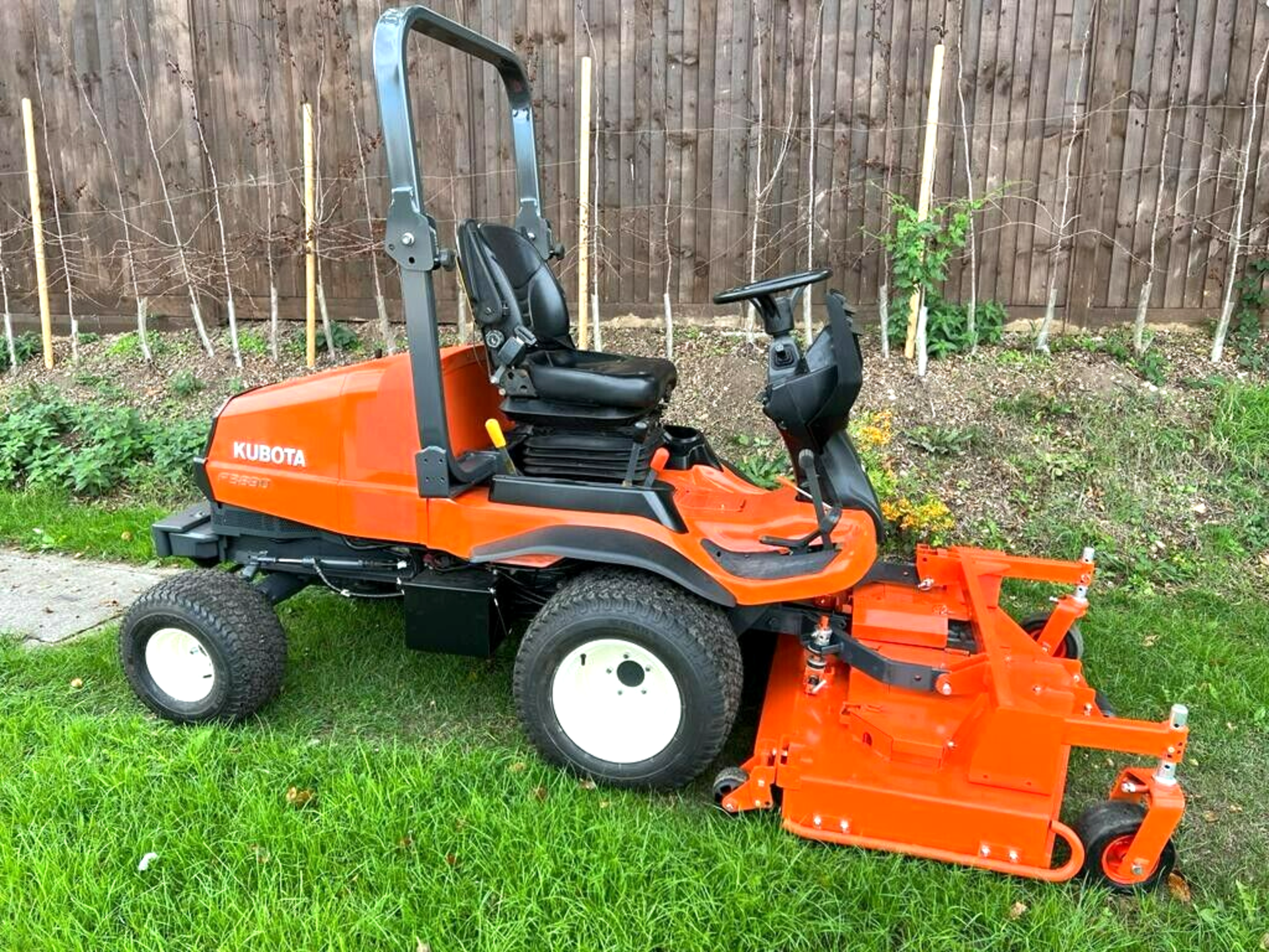 KUBOTA UPFRONT ROTARY MOWER 3890, ONLY 2010 HOURS,4WD, KUBOTA DIESEL,YEAR 2014 *PLUS VAT*