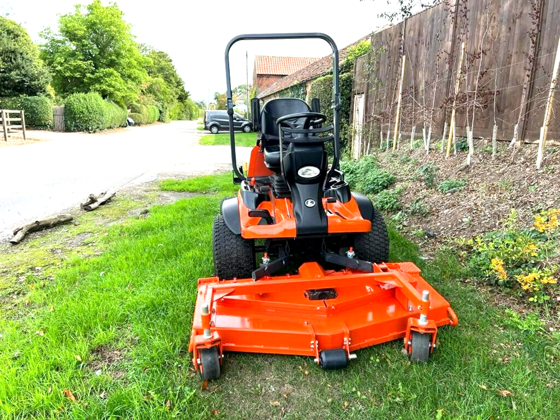 KUBOTA UPFRONT ROTARY MOWER 3890, ONLY 2010 HOURS,4WD, KUBOTA DIESEL,YEAR 2014 *PLUS VAT* - Image 4 of 9