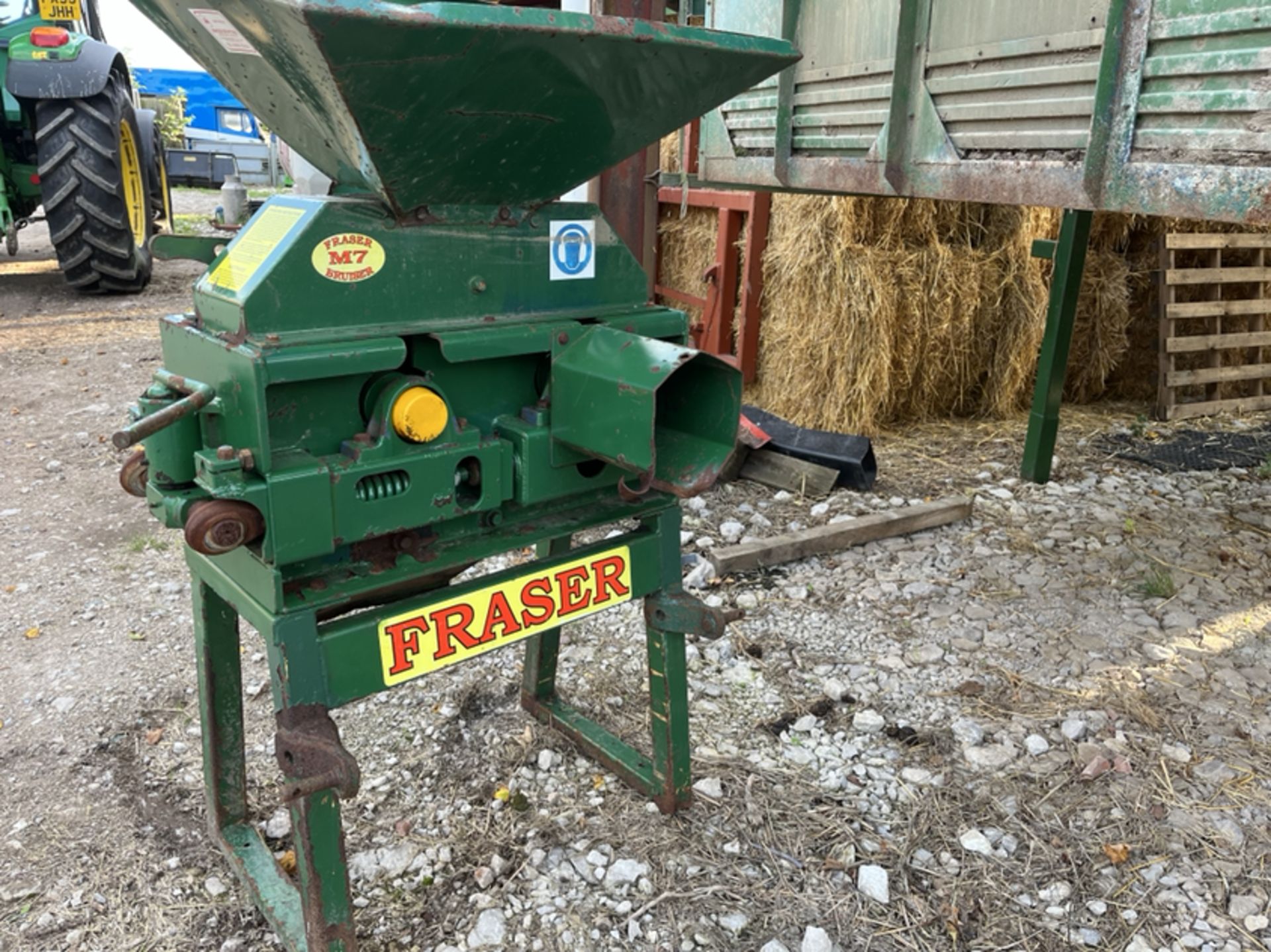 FRASER M7 PTO DRIVEN ROLLER MILL - LITTLE USE - C/W PTO SHAFT *PLUS VAT* - Image 2 of 5