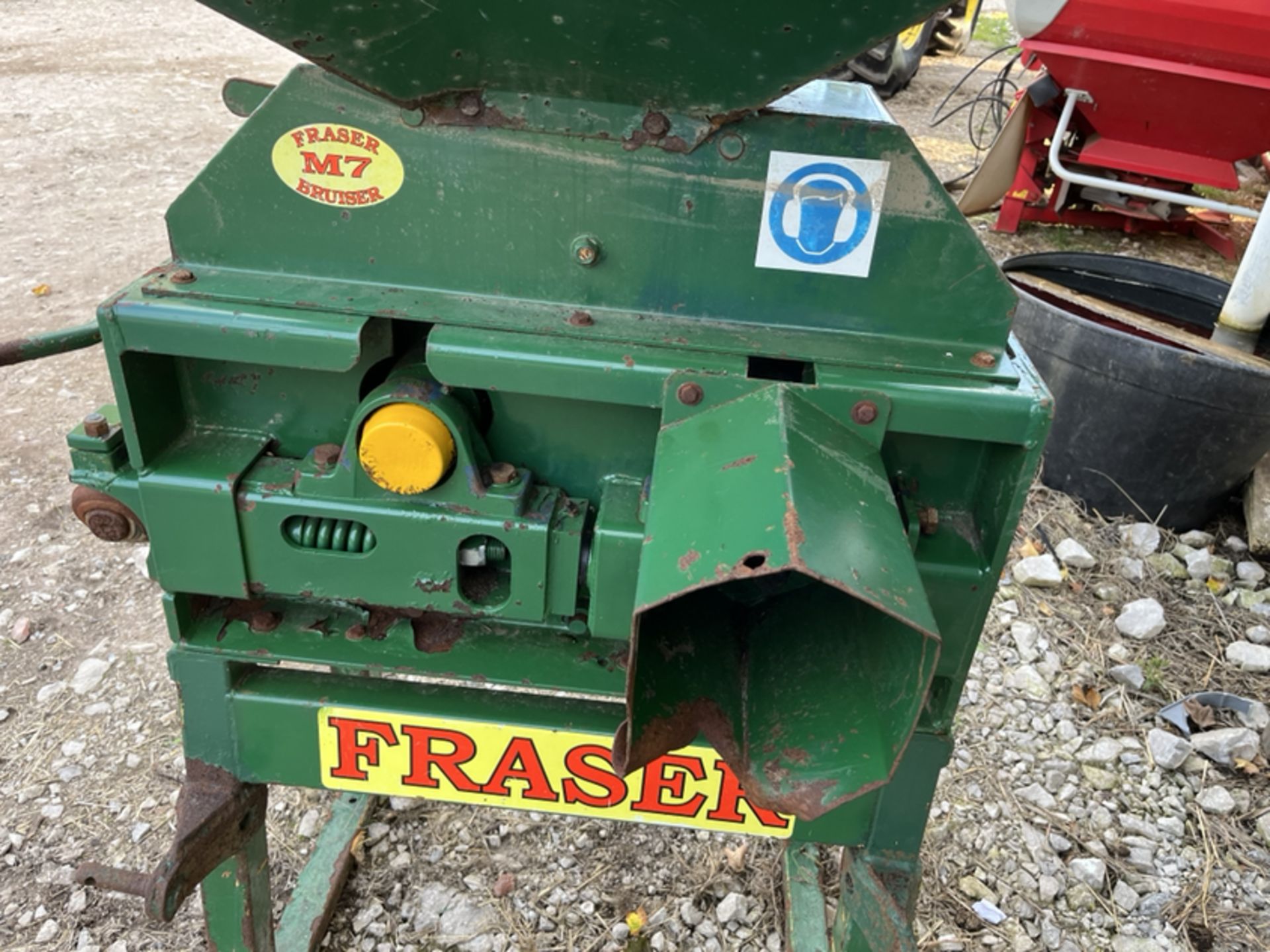 FRASER M7 PTO DRIVEN ROLLER MILL - LITTLE USE - C/W PTO SHAFT *PLUS VAT* - Image 5 of 5