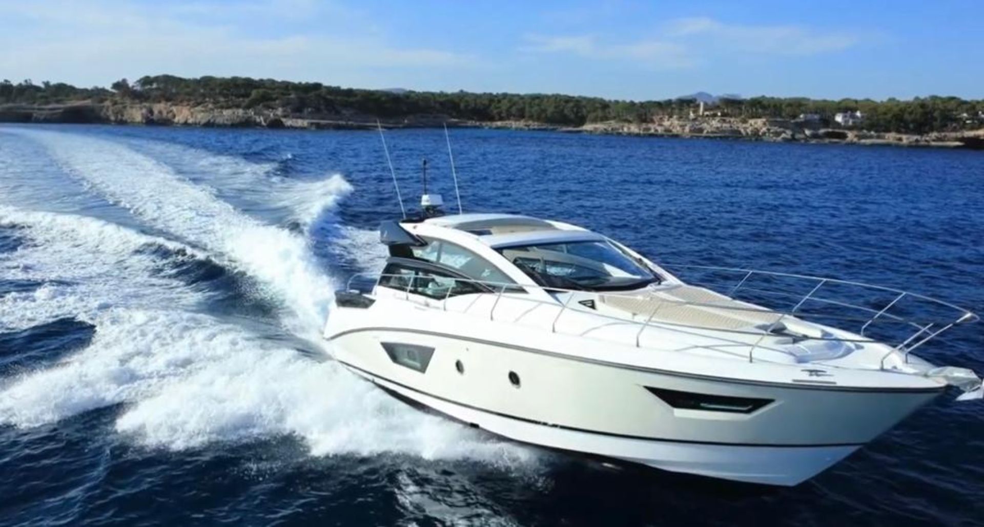 The Laila Rose, 2017/18 Beneteau Gran Turismo 46 Luxury Performance Power Boat *NO VAT*