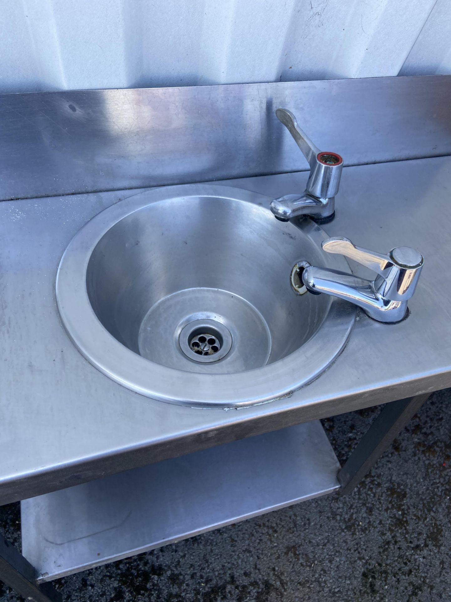 STAINLESS HAND WASH SINK *NO VAT* - Image 2 of 2