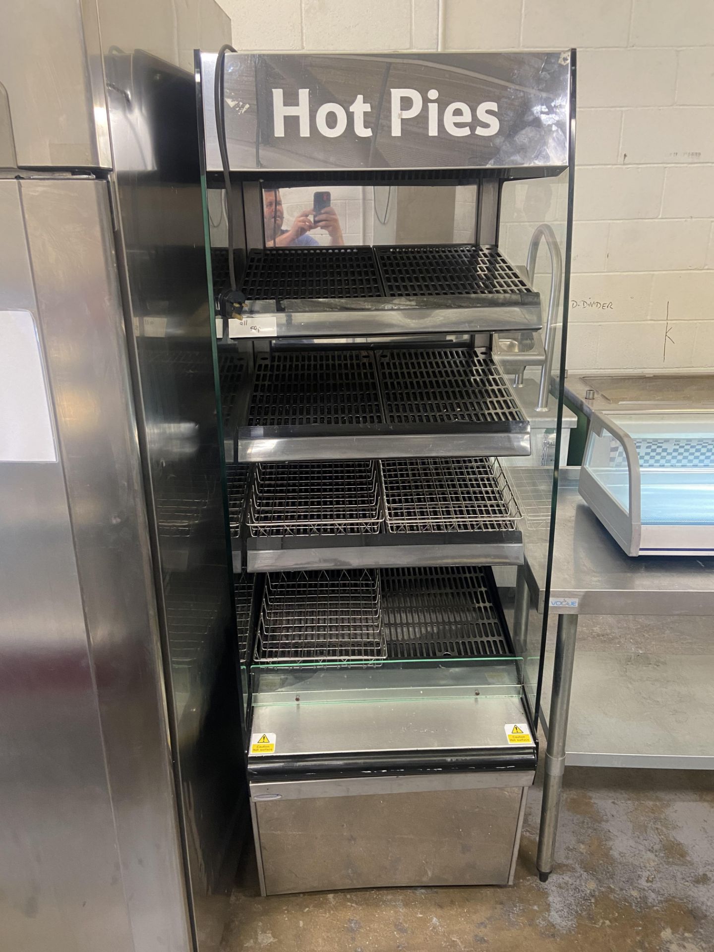 HOT DISPLAY COUNTER *NO VAT*