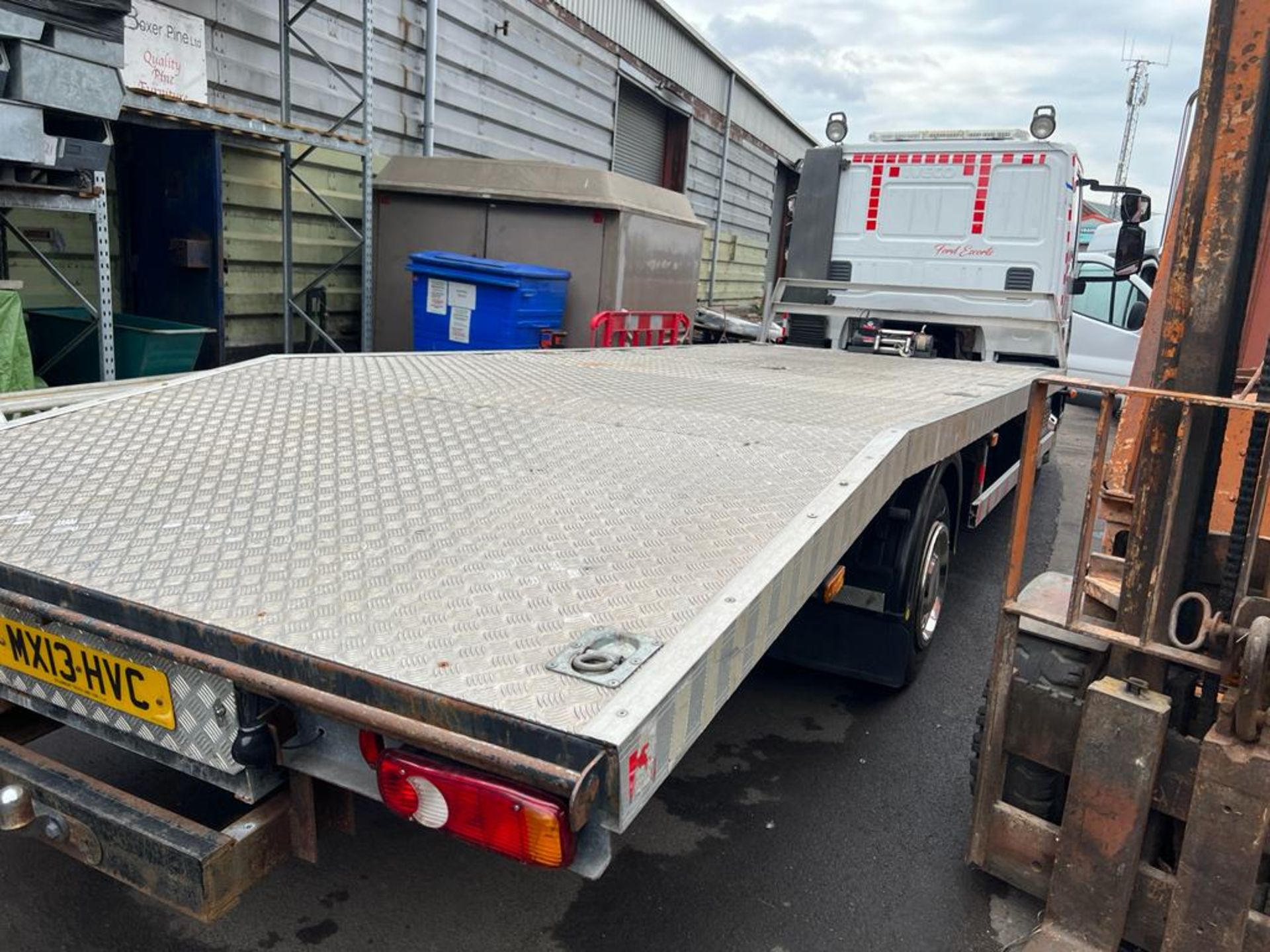 IVECO EUROCARGO 75E16K RECOVERY TRUCK - Aluminium body - c/w aluminium ramps 8ft *PLUS VAT* - Image 4 of 15