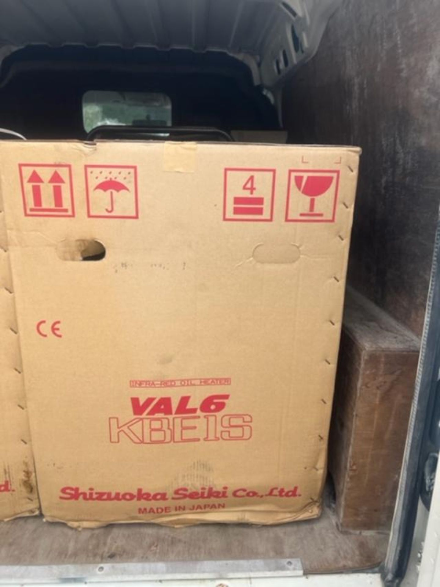 BRAND NEW VAL6 KBEIS infrared RED OIL heater *PLUS VAT* - Image 6 of 15