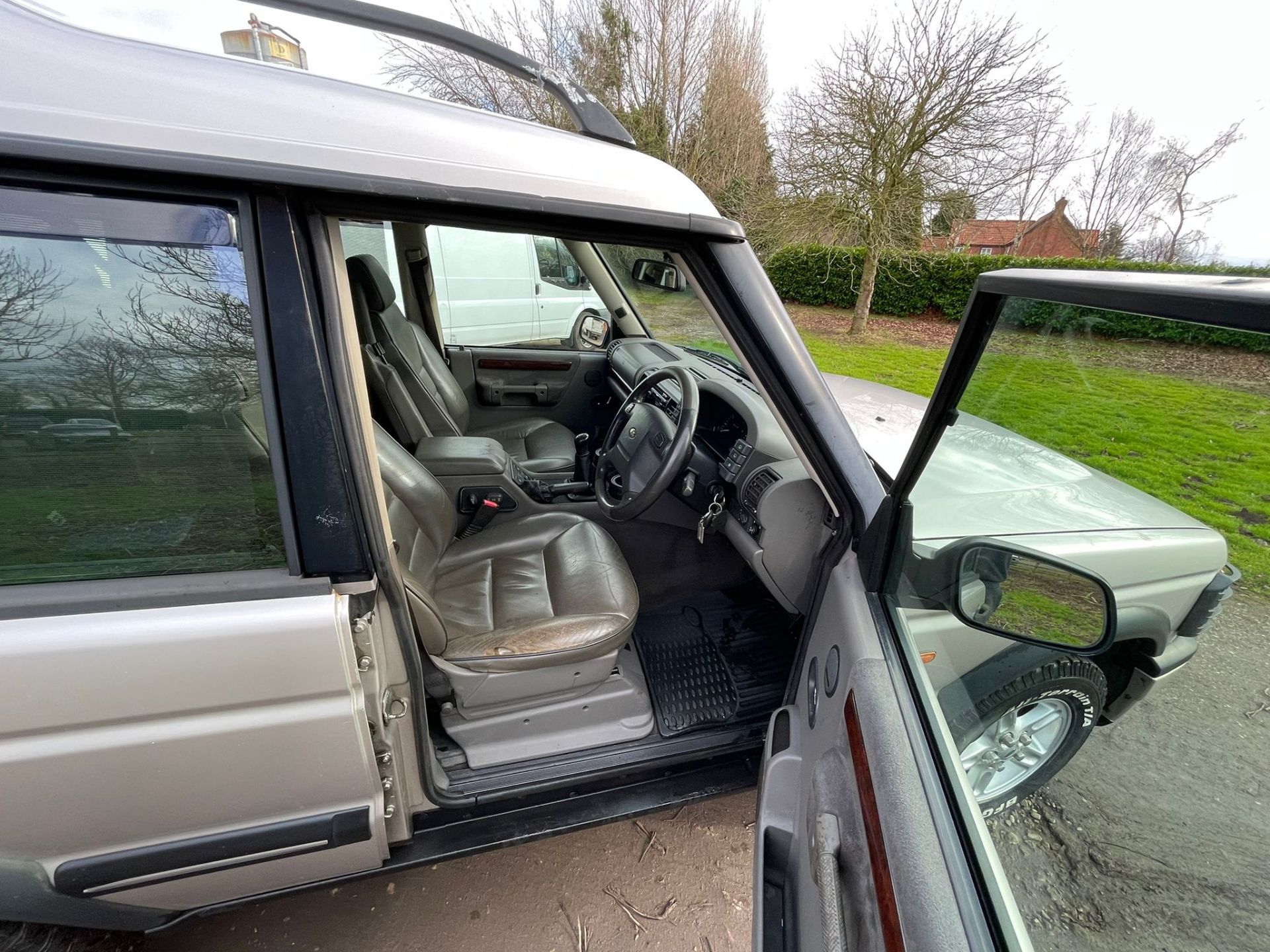 2000 LAND ROVER DISCOVERY TD5 ES SILVER ESTATE, 271,031 MILES, GALVANISED CHASSIS *NO VAT* - Image 11 of 17