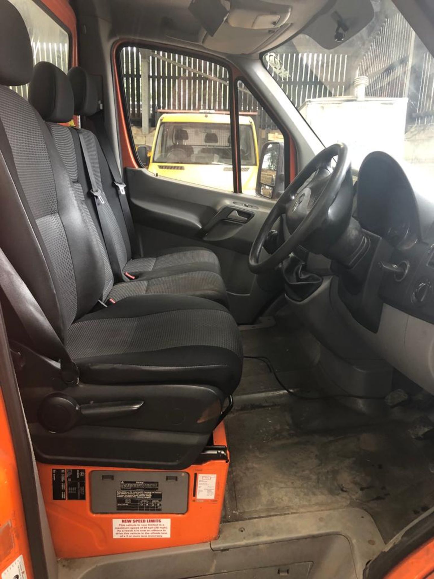 2011/61 MERCEDES-BENZ SPRINTER 513 CDI ORANGE LWD CHASSIS CAB, 185,557 MILES *PLUS VAT* - Image 11 of 13