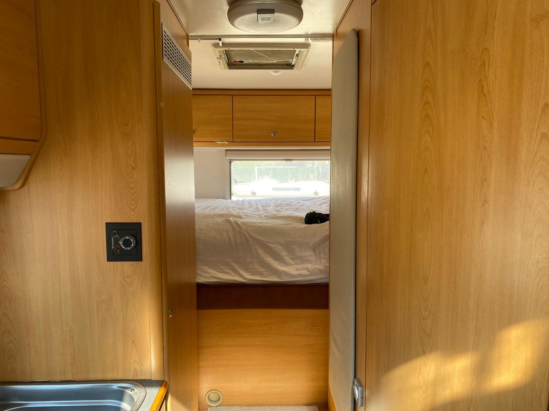 FIAT DUCATO KNAUS 6 Berth Motorhome Lhd - IN SPAIN - LEFT HAND DRIVE - INTERIOR REFURB *PLUS VAT* - Image 6 of 10