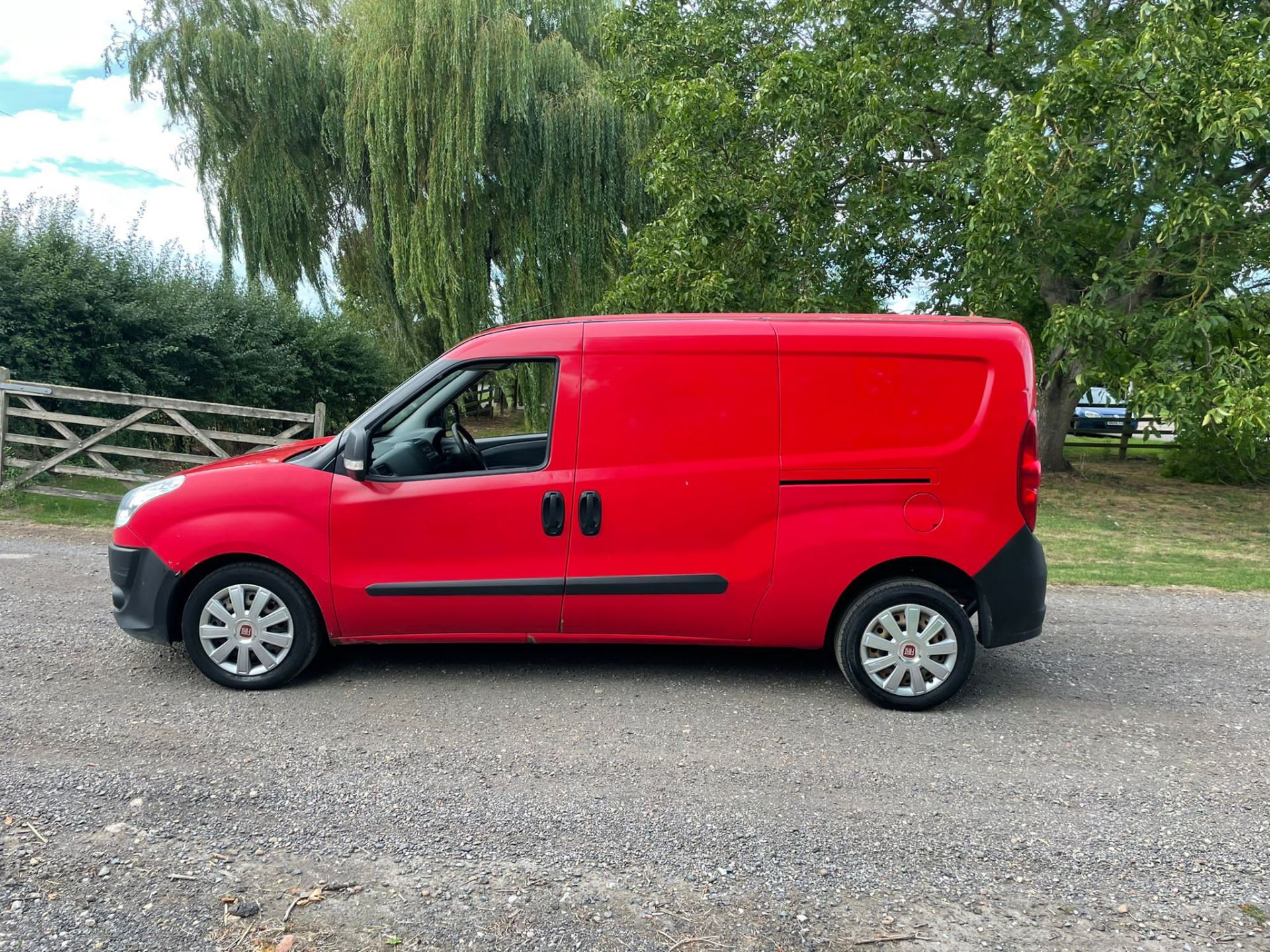 2014 FIAT DOBLO 16V MULTIJET RED PANEL VAN *PLUS VAT* - Image 4 of 14