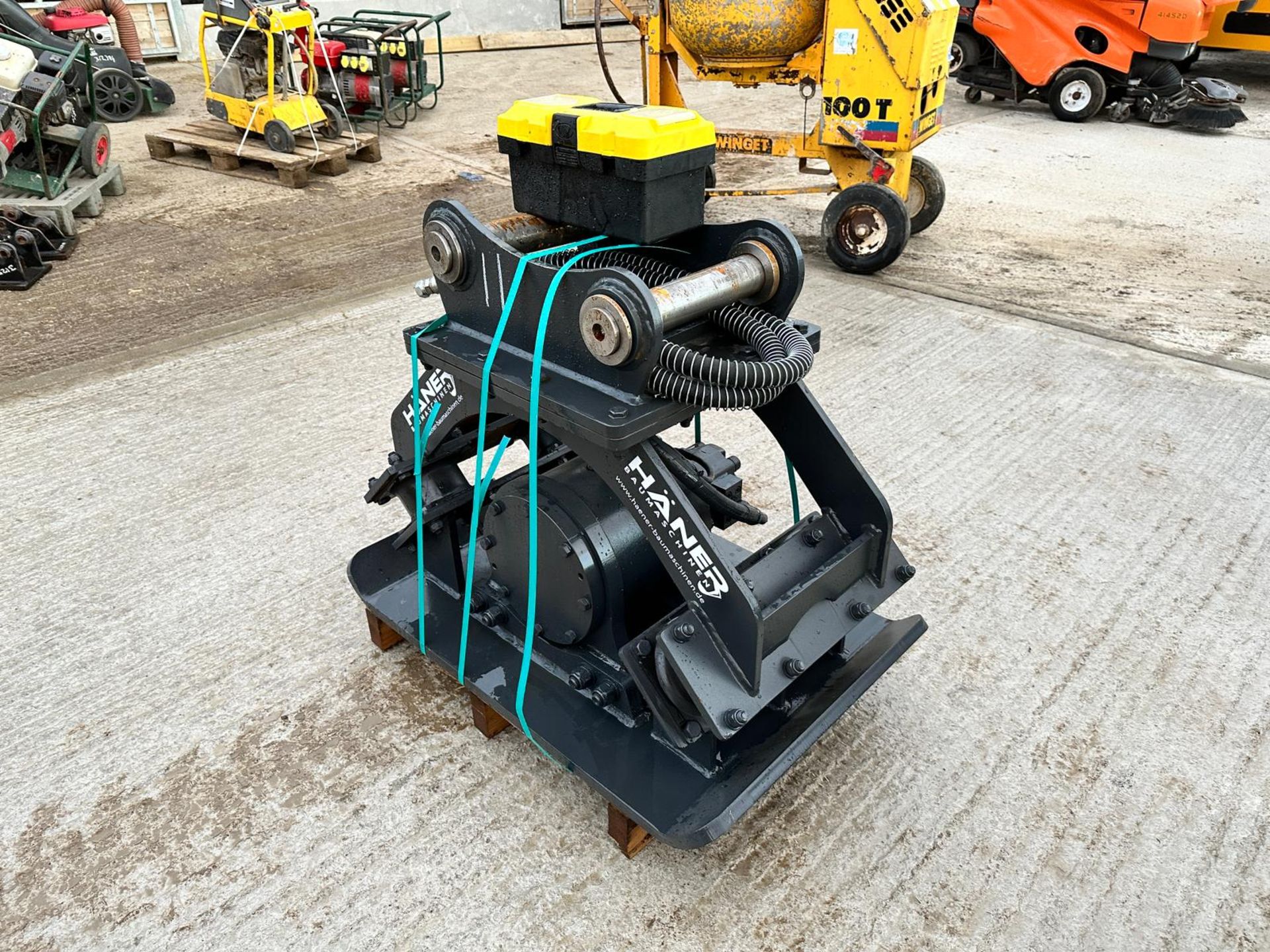 New And Unused Haner HPC600 Compaction Plate - Suitable For 13-15 Ton Excavator *PLUS VAT*