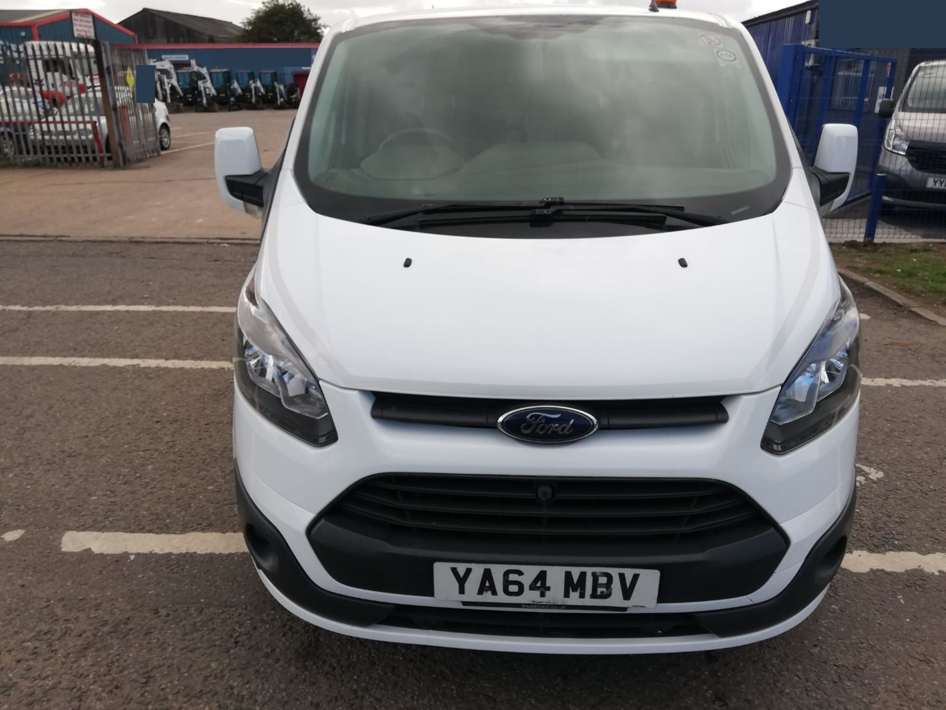 2015/64 FORD TRANSIT CUSTOM 290 ECO-TECH WHITE PANEL VAN - AIR CON - FSH *PLUS* - Image 2 of 10