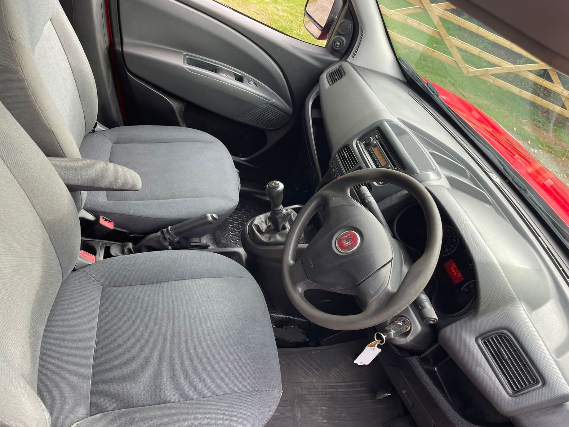 2014 FIAT DOBLO 16V MULTIJET RED PANEL VAN *PLUS VAT* - Image 10 of 14