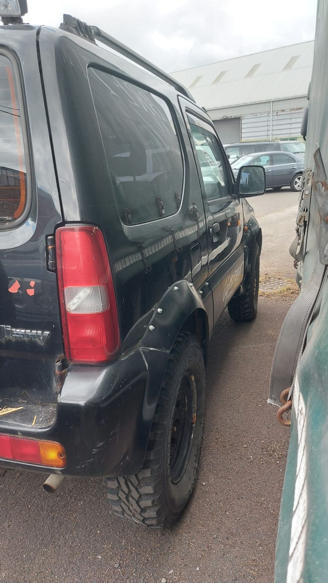 BARN FIND 2001 SUZUKI JIMNY JLX BLACK ESTATE, OFF THE ROAD FOR 3 YEARS *NO VAT* - Image 3 of 15