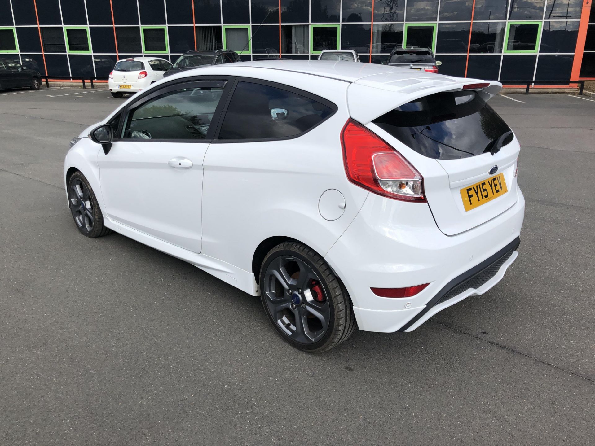 2015 FORD FIESTA ST-3 TURBO WHITE HATCHBACK *NO VAT* - Image 7 of 22