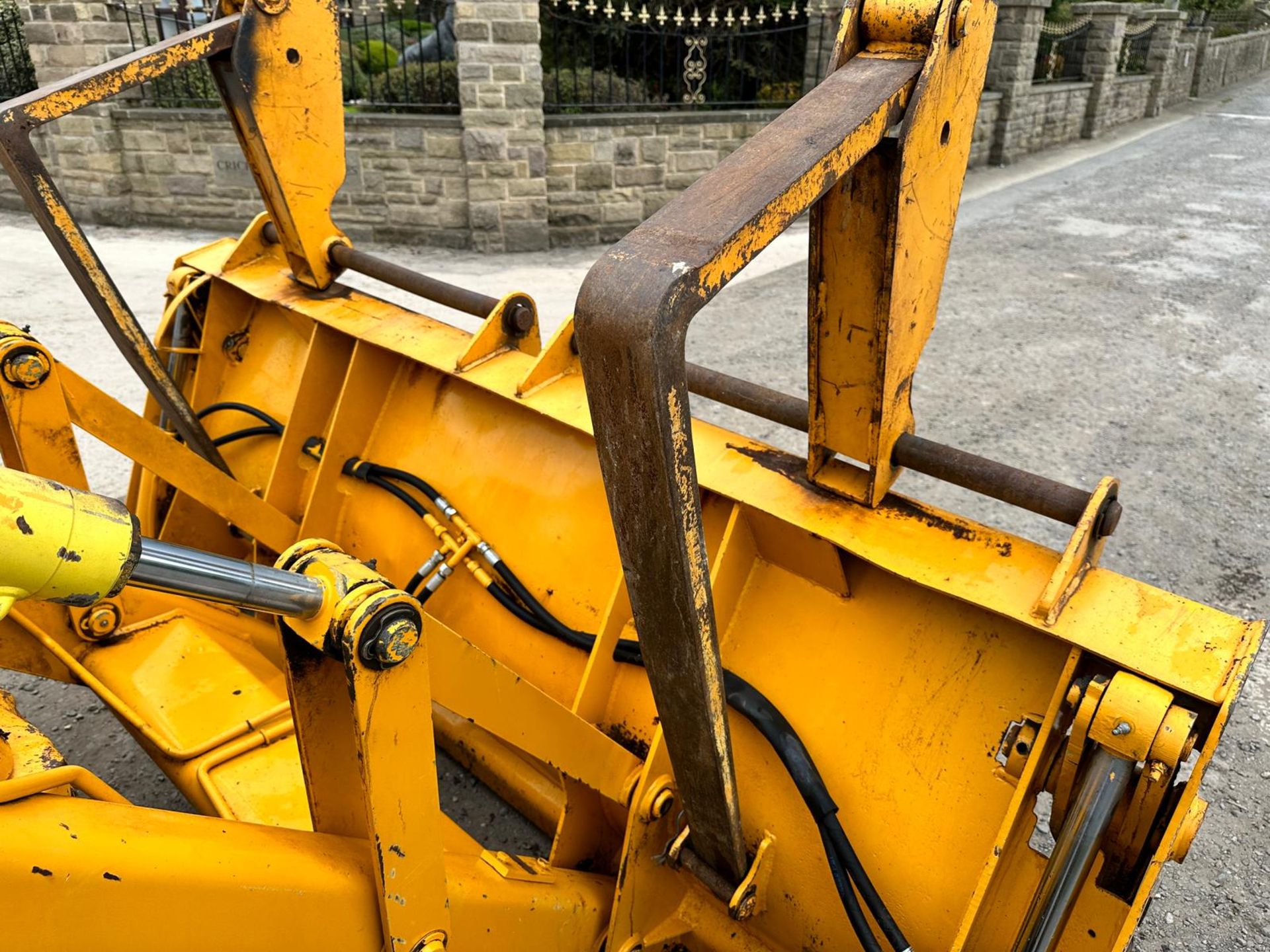 JCB 3CX Sitemaster Wheeled Front Loader Backhoe, Runs Drives Digs And Lifts *PLUS VAT* - Image 24 of 29