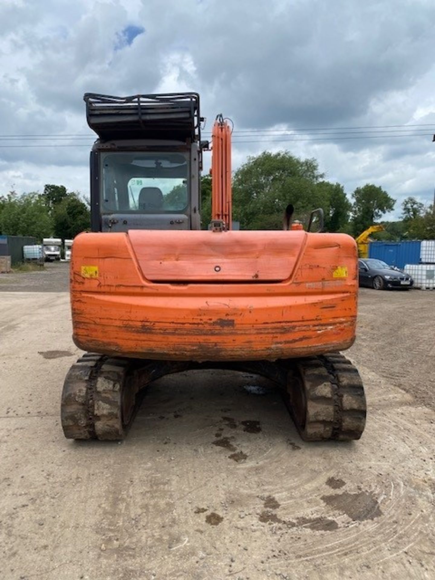 2004 HITACHI ZX80SB, HYDRAULIC HITCH, ONLY 2 OWNERS FROM NEW *PLUS VAT* - Image 4 of 12