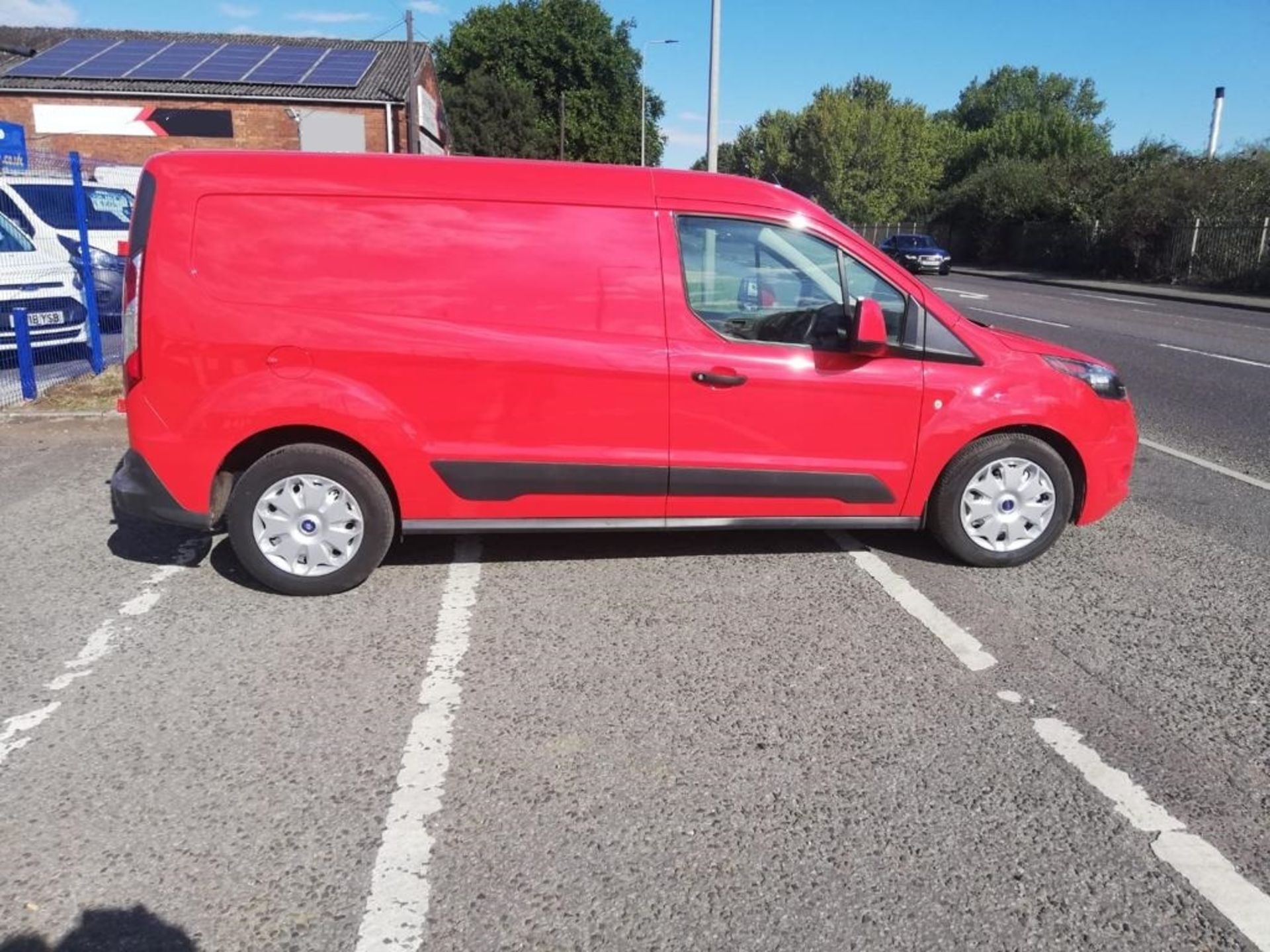 2016/65 FORD TRANSIT CONNECT 210 ECONETIC RED PANEL VAN - 67,000 MILES - AIR CON *PLUS VAT* - Image 7 of 9