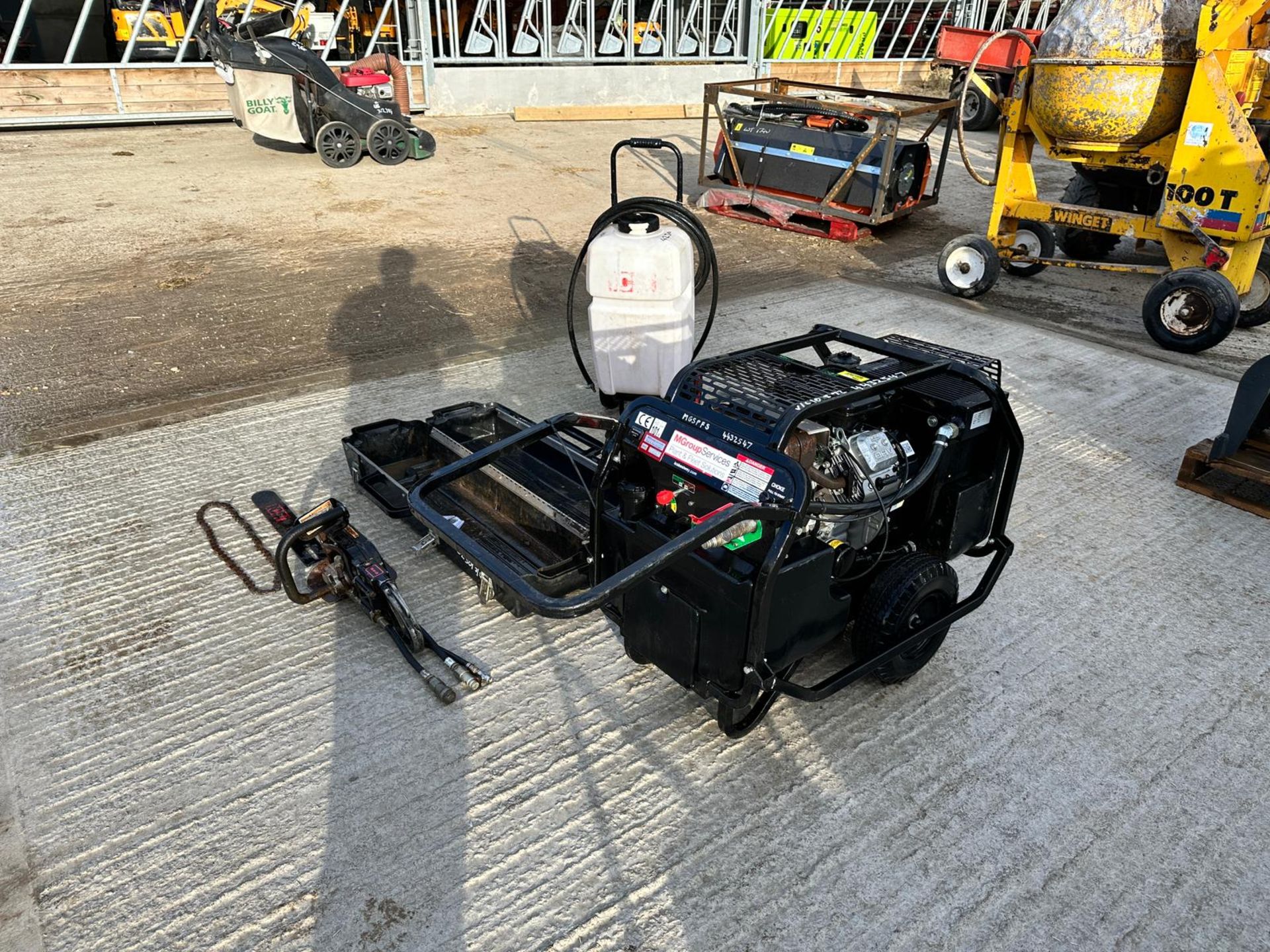 2018 ICS P95 Hydrualic Powerpack With ICS 890 Concrete Chainsaw And Hydrualic Pipes *PLUS VAT* - Image 11 of 16