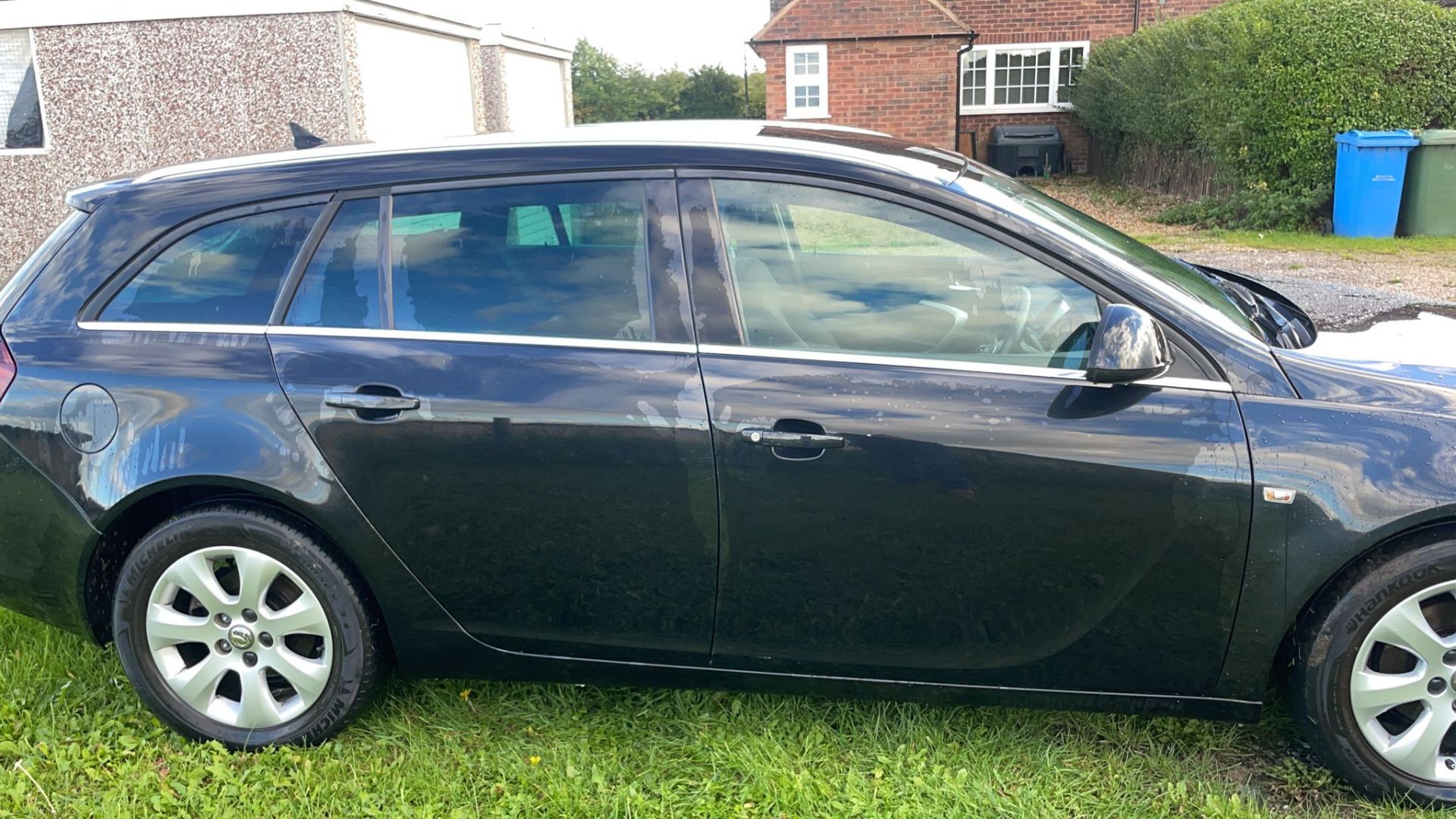 2016 VAUXHALL INSIGNIA SRI NAV CDTI BLACK ESTATE *NO VAT* - Image 8 of 11