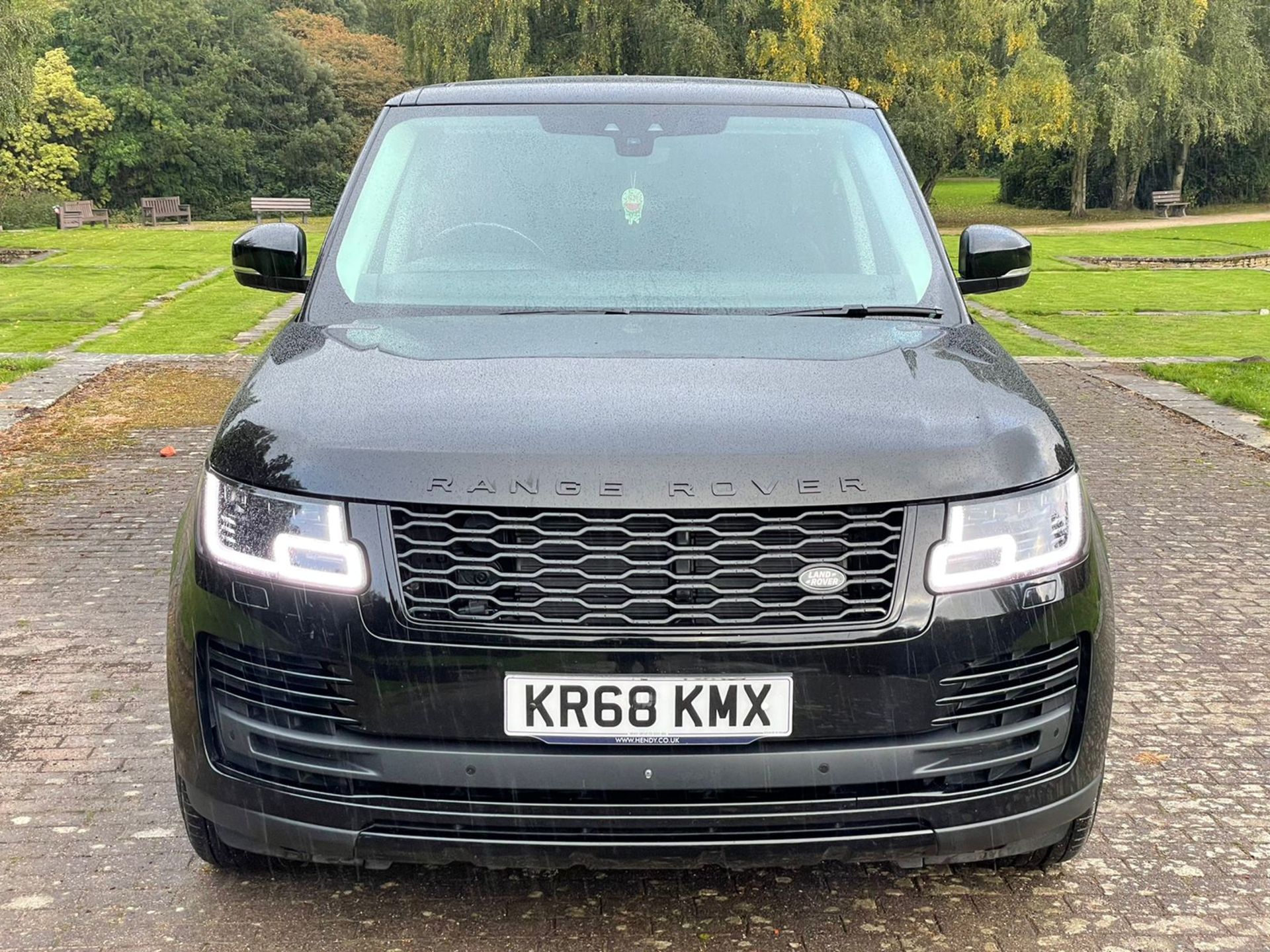 2018/68 RANGE ROVER VOGUE AUTOBIOGRAPHY 3.0L TURBO DIESEL ONE PREVIOUS OWNER - Image 8 of 16