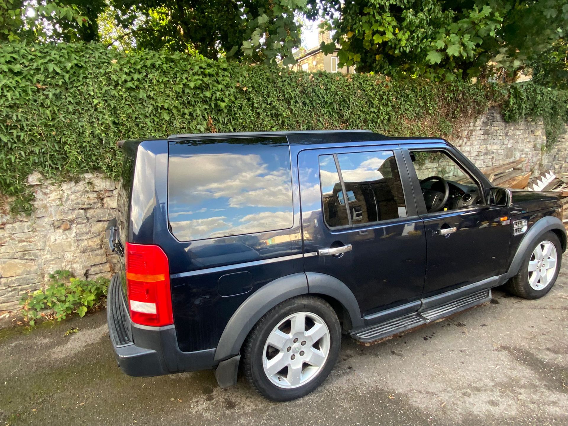 2004 54 Land Rover Discovery 3 2.7 TDV6 HSE Automatic - HIGH SPEC - AIR SUSPENSION *NO VAT* - Image 3 of 9