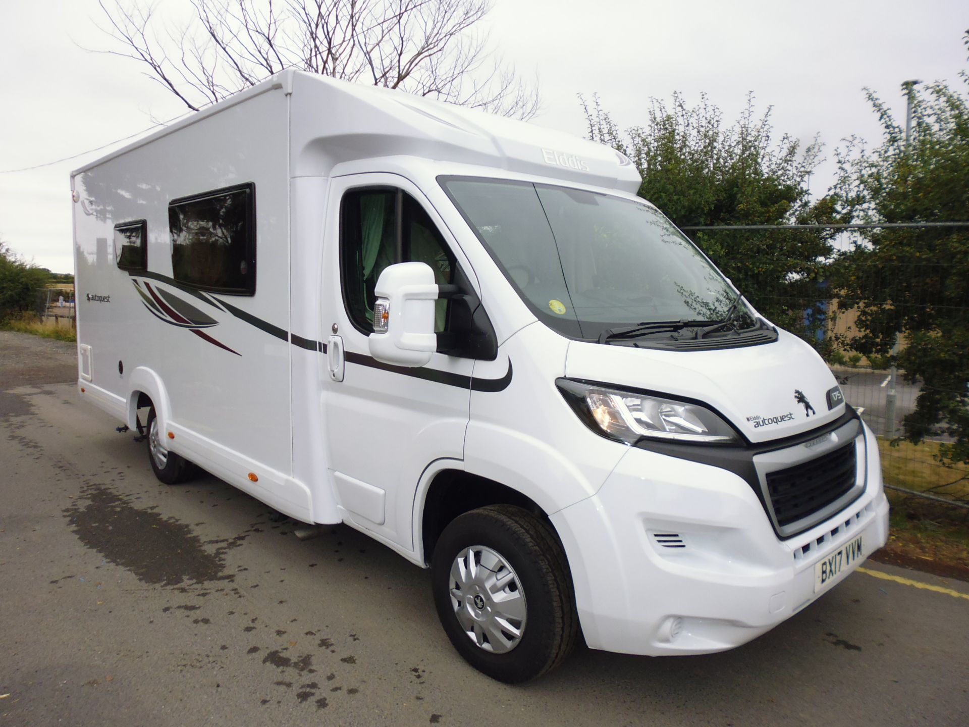 2017 PEUGEOT BOXER ELDDIS AUTOQUEST 175 - GENUINE LOW MILEAGE CAMPER VAN *NO VAT* - Image 2 of 12