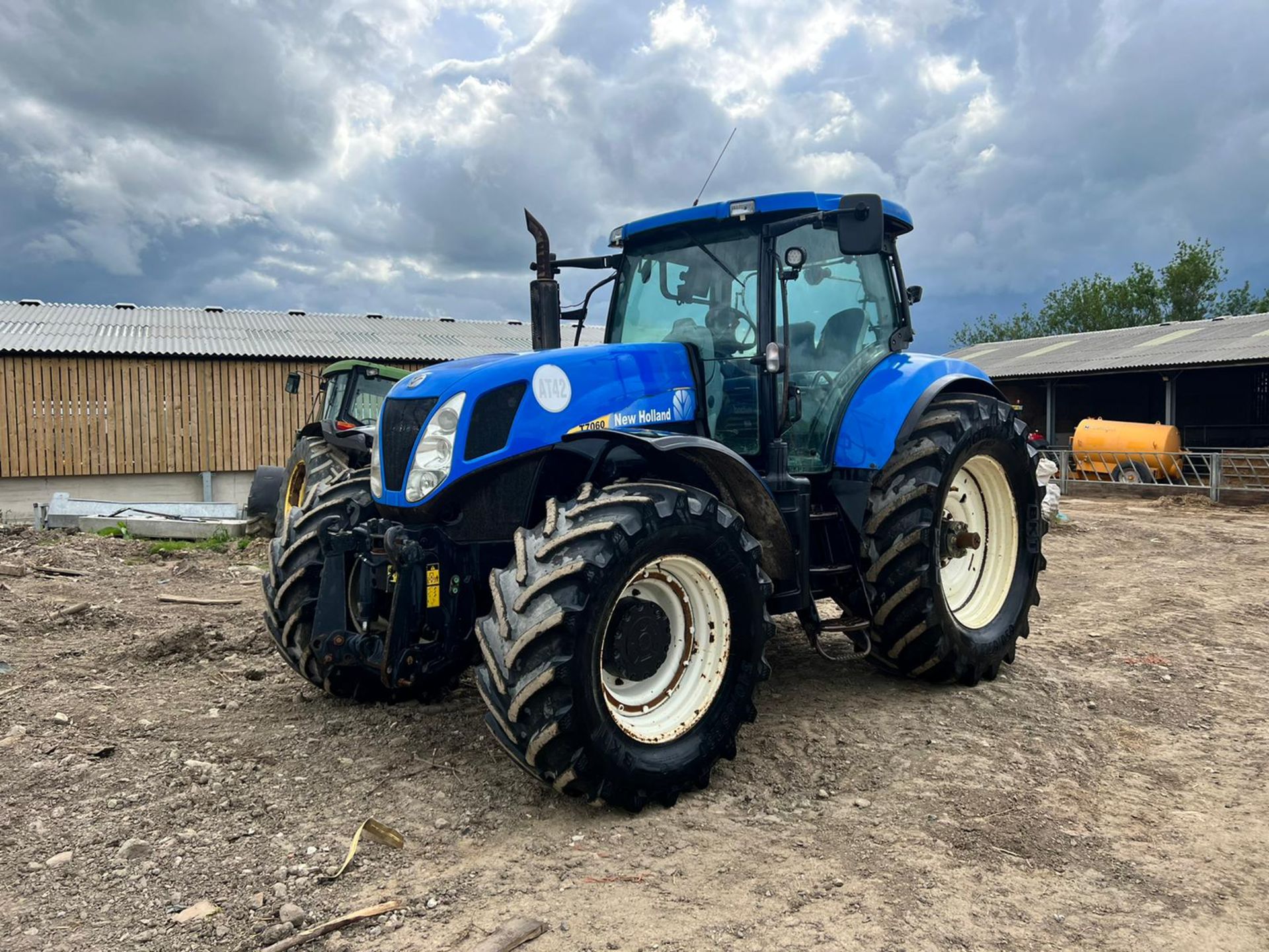 2008 NEW HOLLAND T7060 210HP 4WD TRACTOR, RUNS AND DRIVES, 4WD *PLUS VAT* - Image 2 of 26