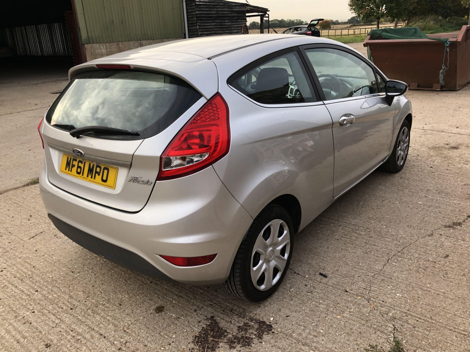 2011 FORD FIESTA ZETEC SILVER HATCHBACK *NO VAT* - Image 7 of 17