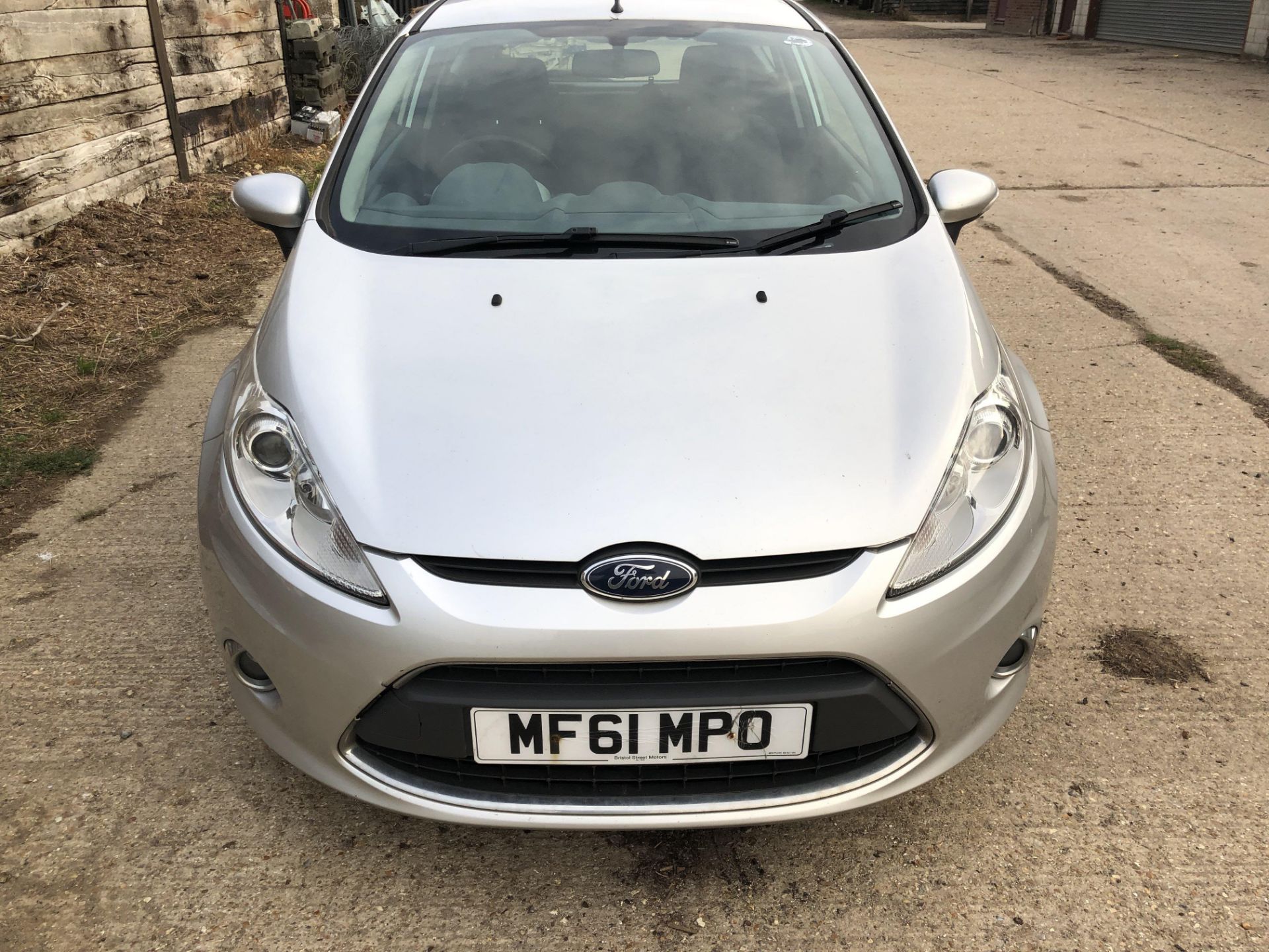 2011 FORD FIESTA ZETEC SILVER HATCHBACK *NO VAT* - Image 2 of 17