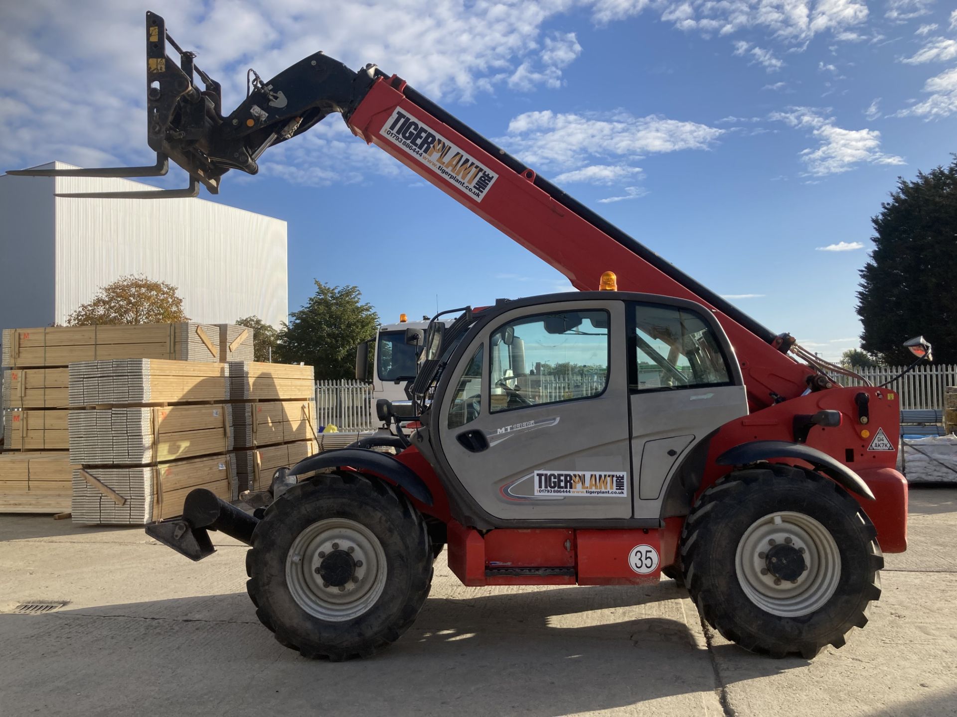 Manitou MT1335, 2014 13M Telehandler - 5667 hours - Coded immobilizer & Radio *PLUS VAT* - Image 2 of 27