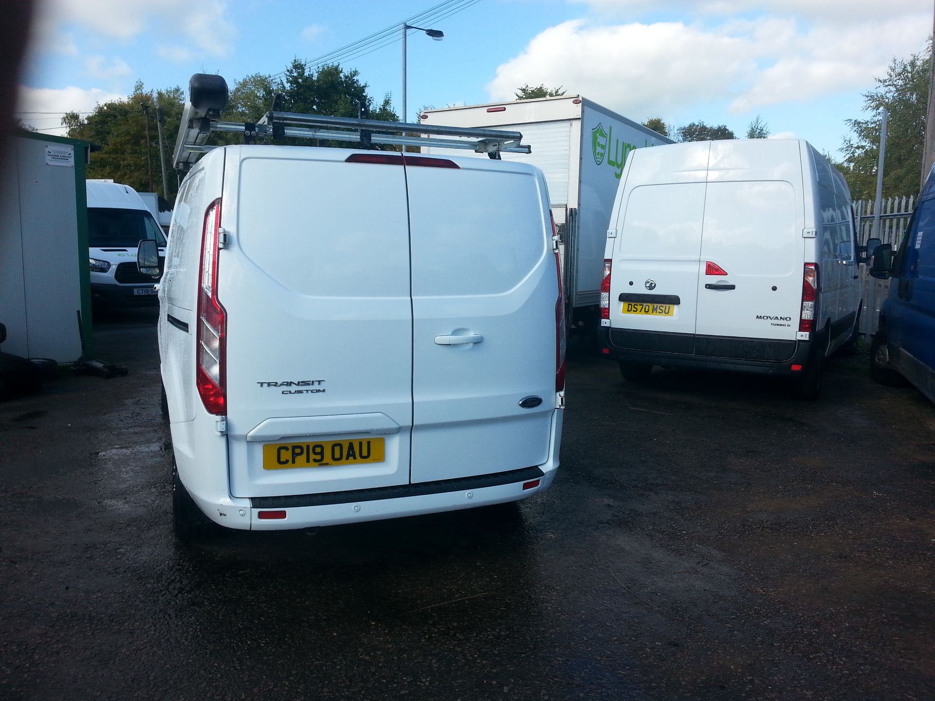 2019 FORD TRANSIT CUSTOM 300 LIMITED WHITE PANEL VAN *PLUS VAT* - Image 5 of 11