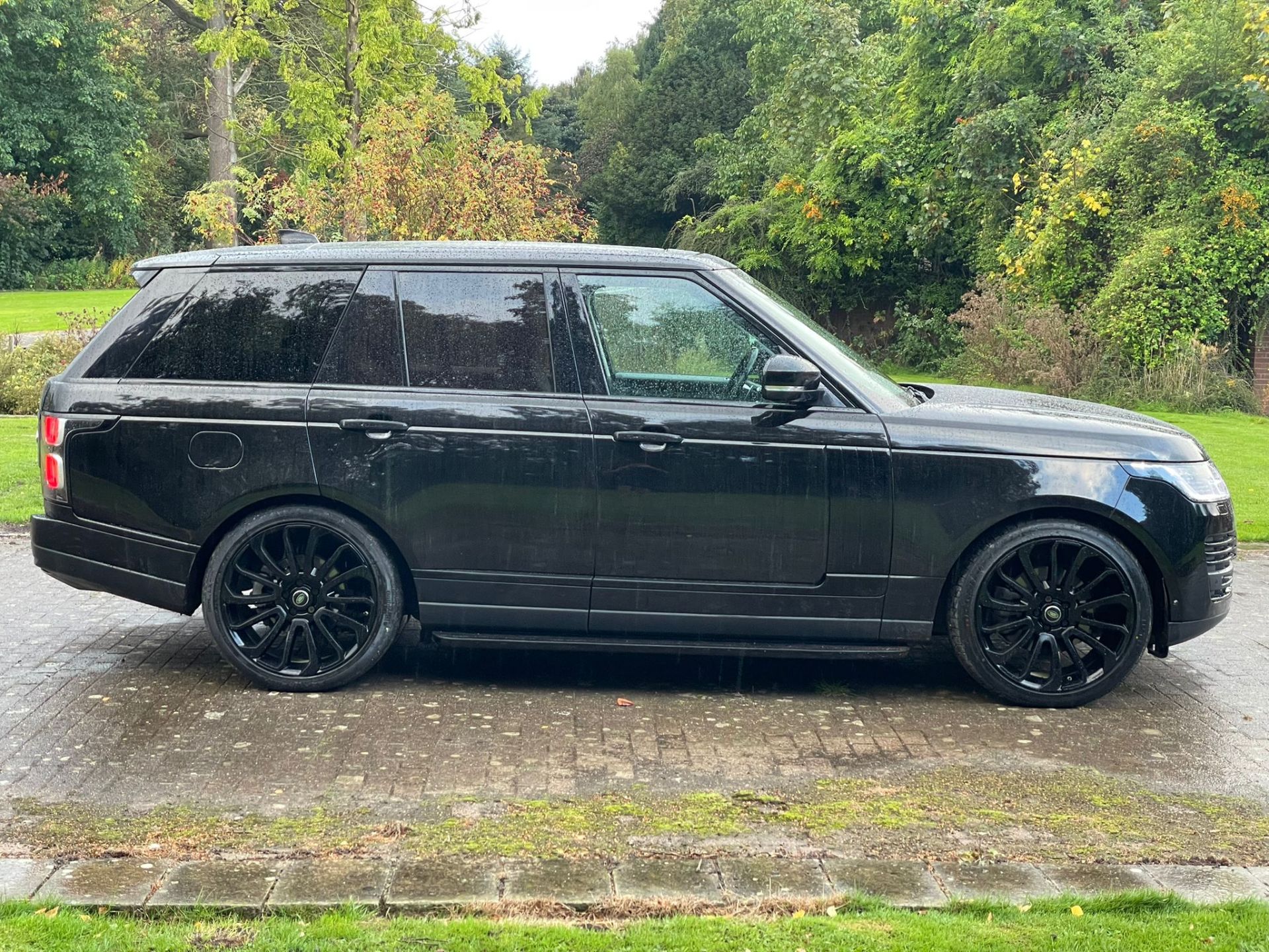 2018/68 RANGE ROVER VOGUE AUTOBIOGRAPHY 3.0L TURBO DIESEL ONE PREVIOUS OWNER - Image 4 of 16