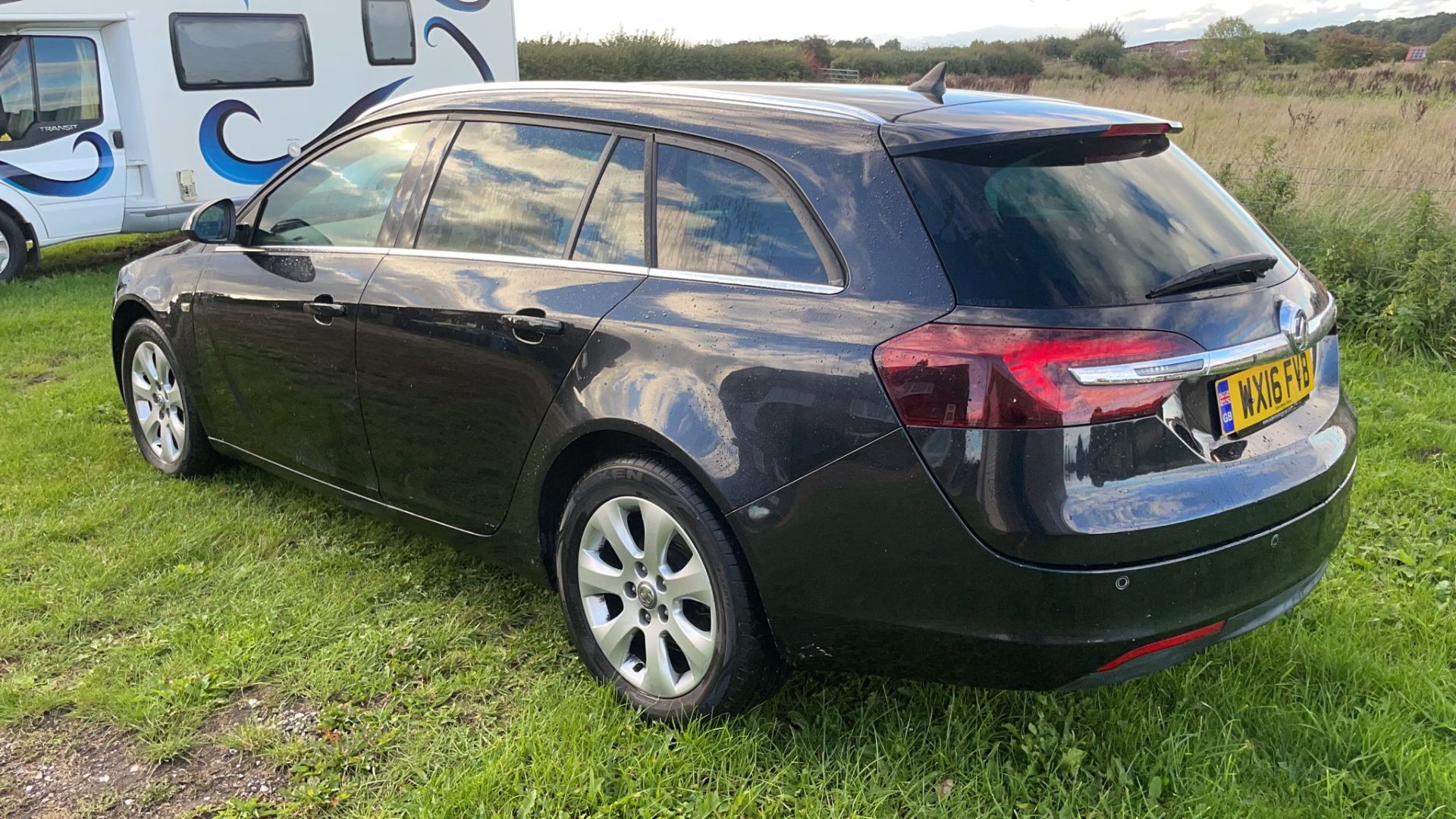 2016 VAUXHALL INSIGNIA SRI NAV CDTI BLACK ESTATE *NO VAT* - Image 5 of 11