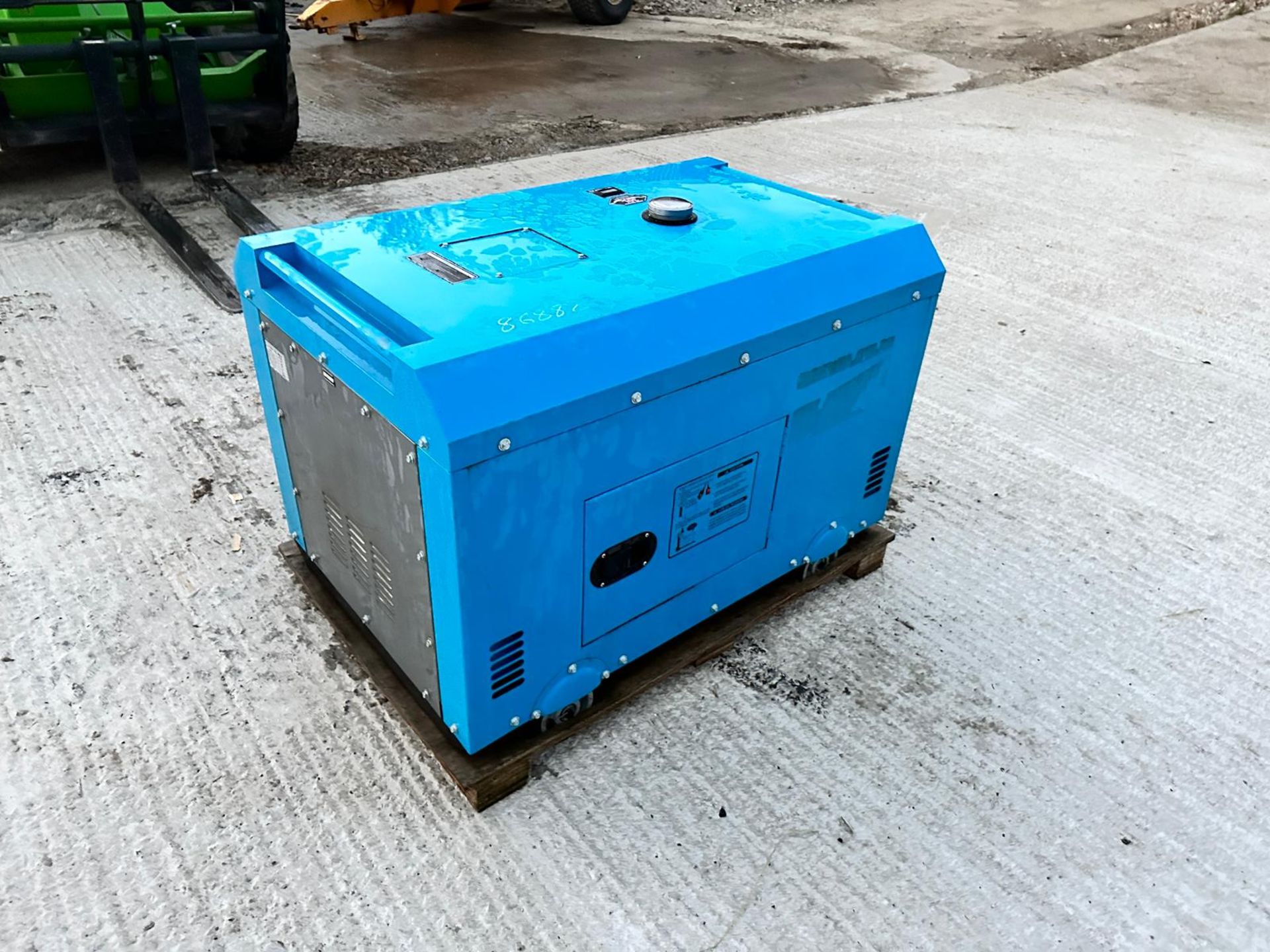 New And Unused DG9500SE 6.5KW Air Cooled Diesel Driven Generator *PLUS VAT* - Image 3 of 13