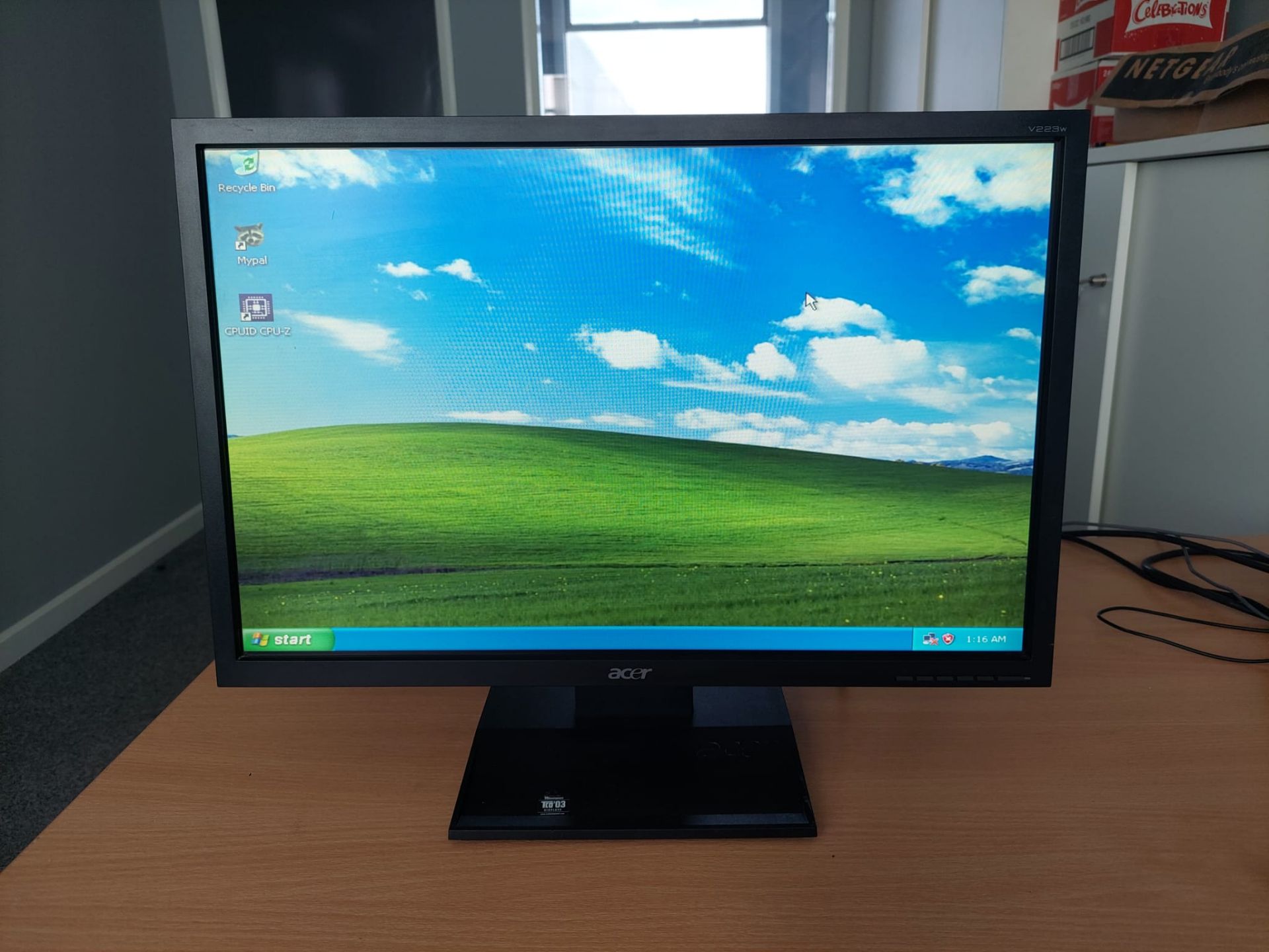 Acer V223w 22inch Inch Widescreen Monitor *NO VAT* - Image 4 of 5
