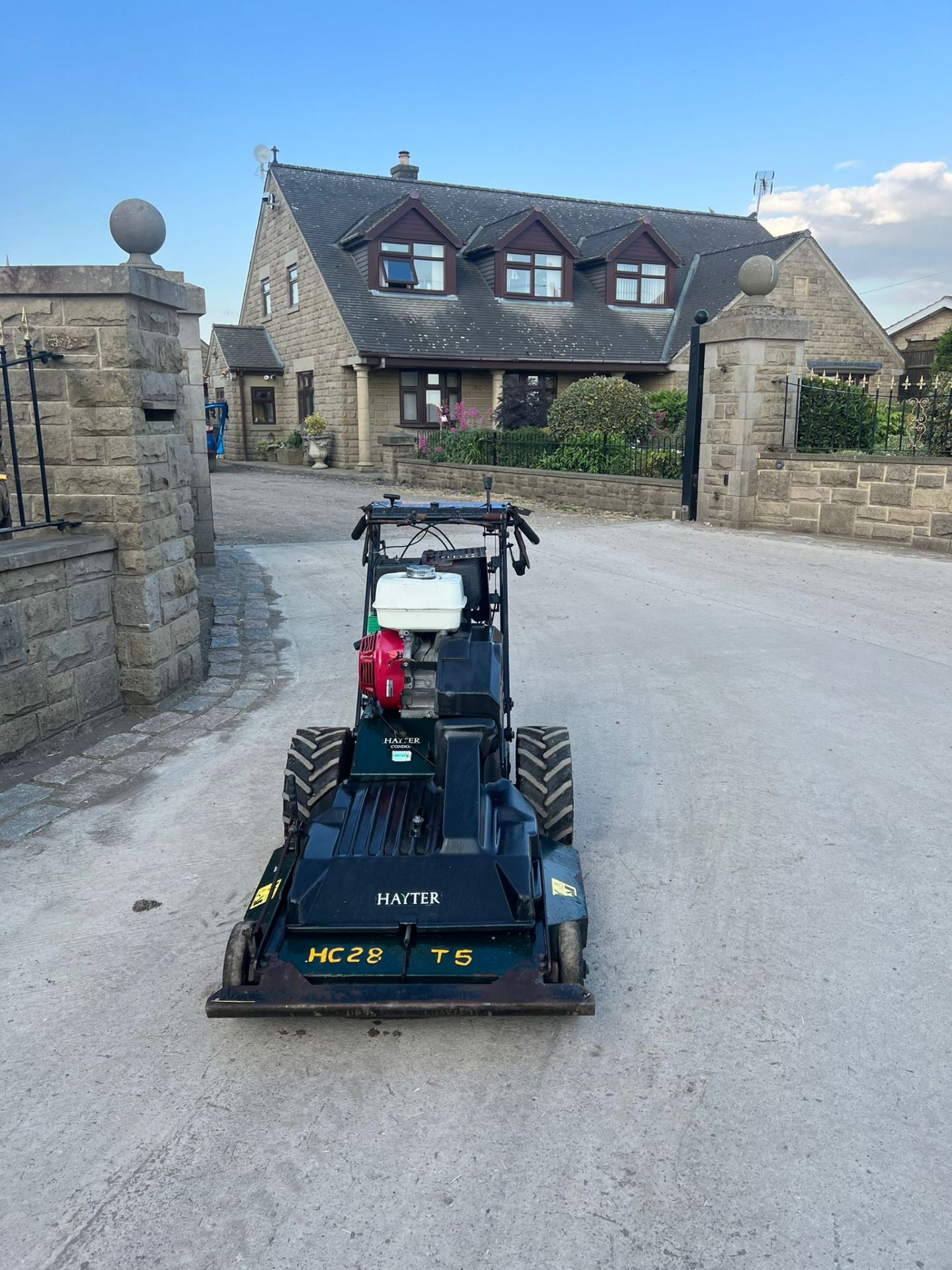 HAYTER CONDOR GX340 ROTARY MOWER PROFESSIONAL MOWER *PLUS VAT* - Image 2 of 6