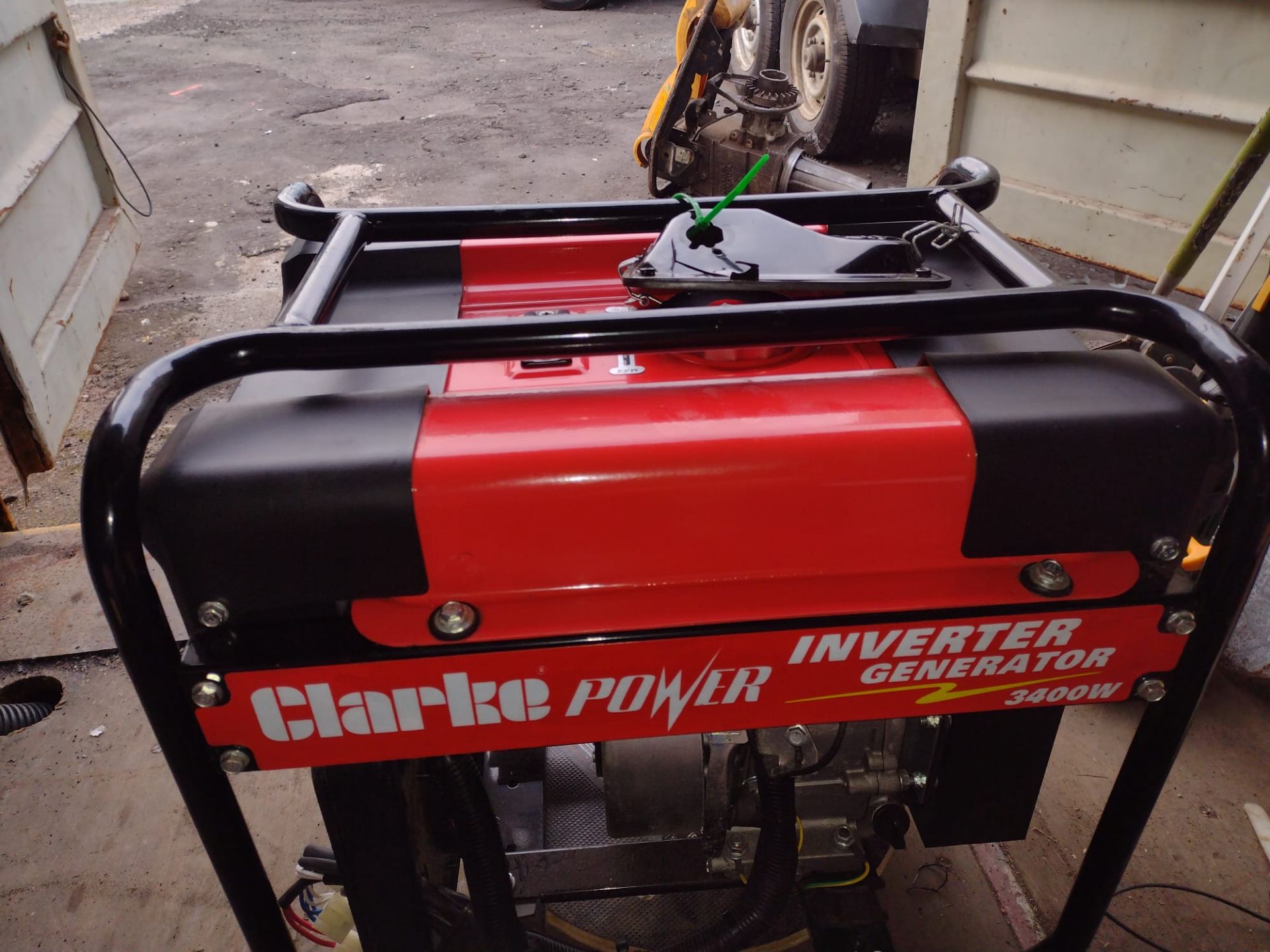 2 X Clarke inverter generators in new condition but have inverters and couple parts missing *NO VAT* - Image 7 of 16