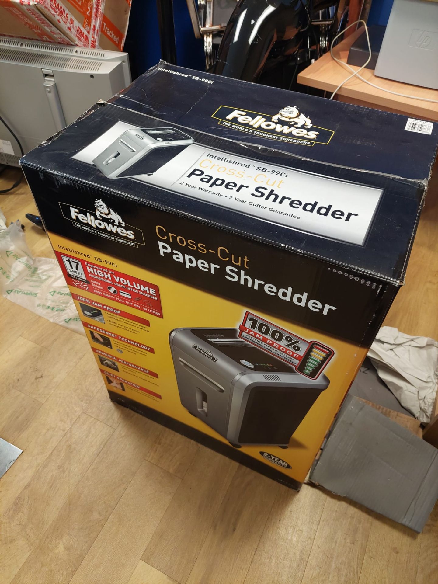 Fellowes Cross-Cut Paper Shredder *NO VAT*