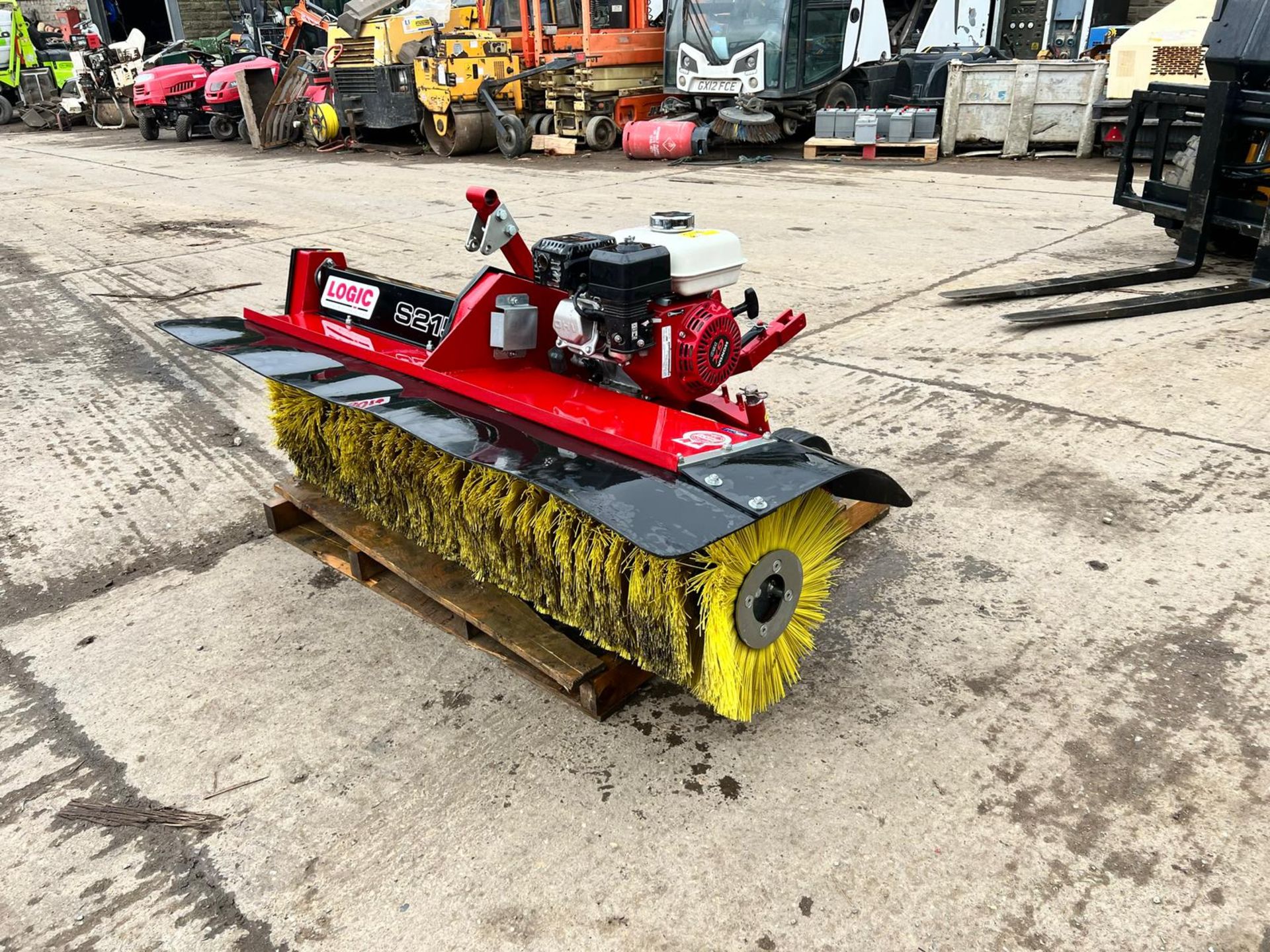 Logic S215H Sweeper Brush *PLUS VAT*