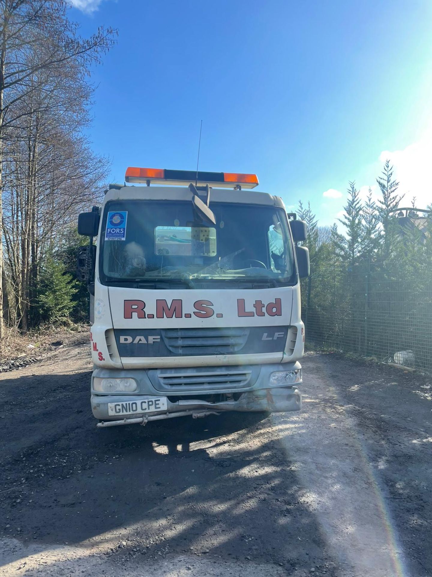 DAF SWEEPER 2010/10 REG DAF TRUCKS LF FA 45.160 SWEEPER 4.5 DIESEL WHITE SWEEPER, - Image 2 of 5