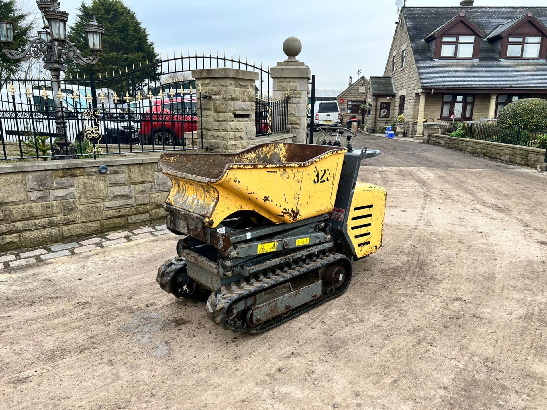 2015 MESSERSI TC95D/CH2N WALK BEHIND OR STAND ON DIESEL TRACKED DUMPER *PLUS VAT* - Image 2 of 19