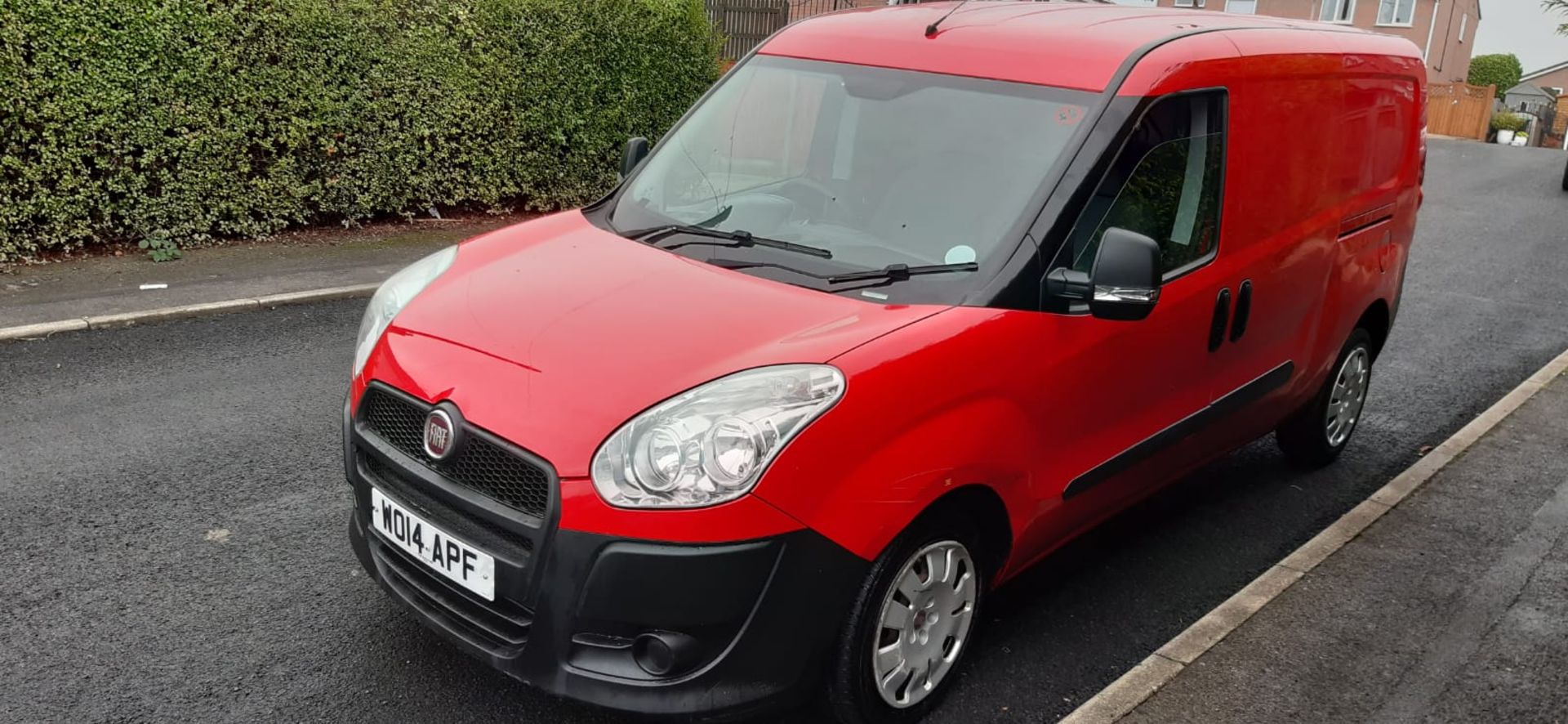 2014/14 REG FIAT DOBLO 16V MULTIJET 1.25 DIESEL MANUAL RED VAN, SHOWING 0 FORMER KEEPERS *NO VAT*